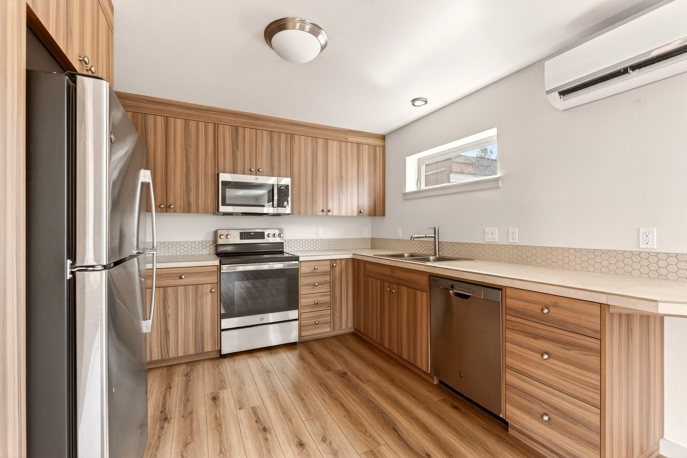 1224 NW Union Street, # 1 & 2