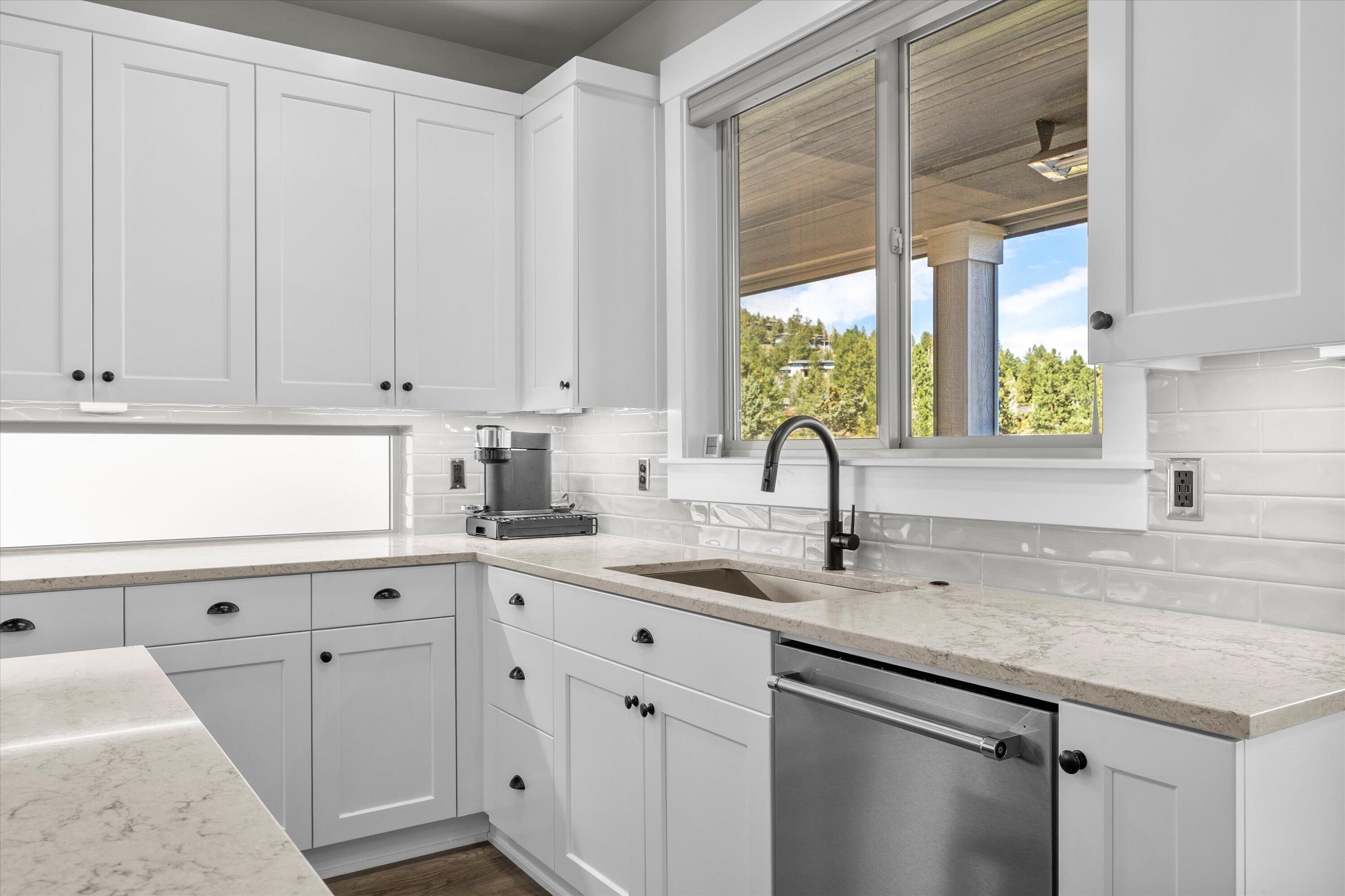 2704 NW Fairway Heights Drive