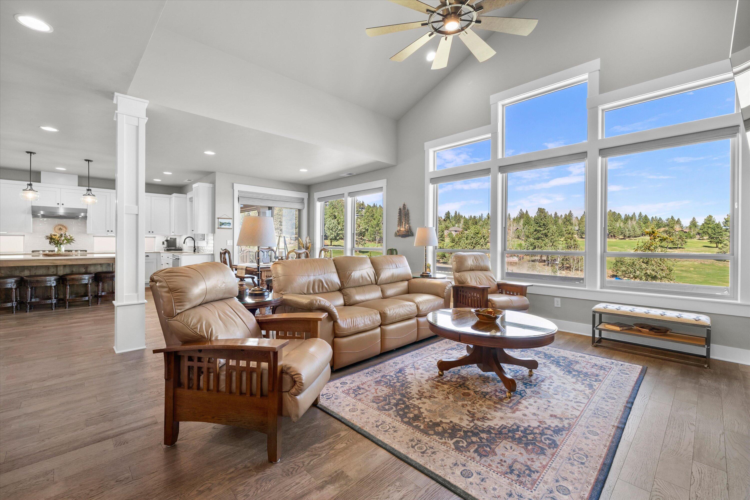 2704 NW Fairway Heights Drive