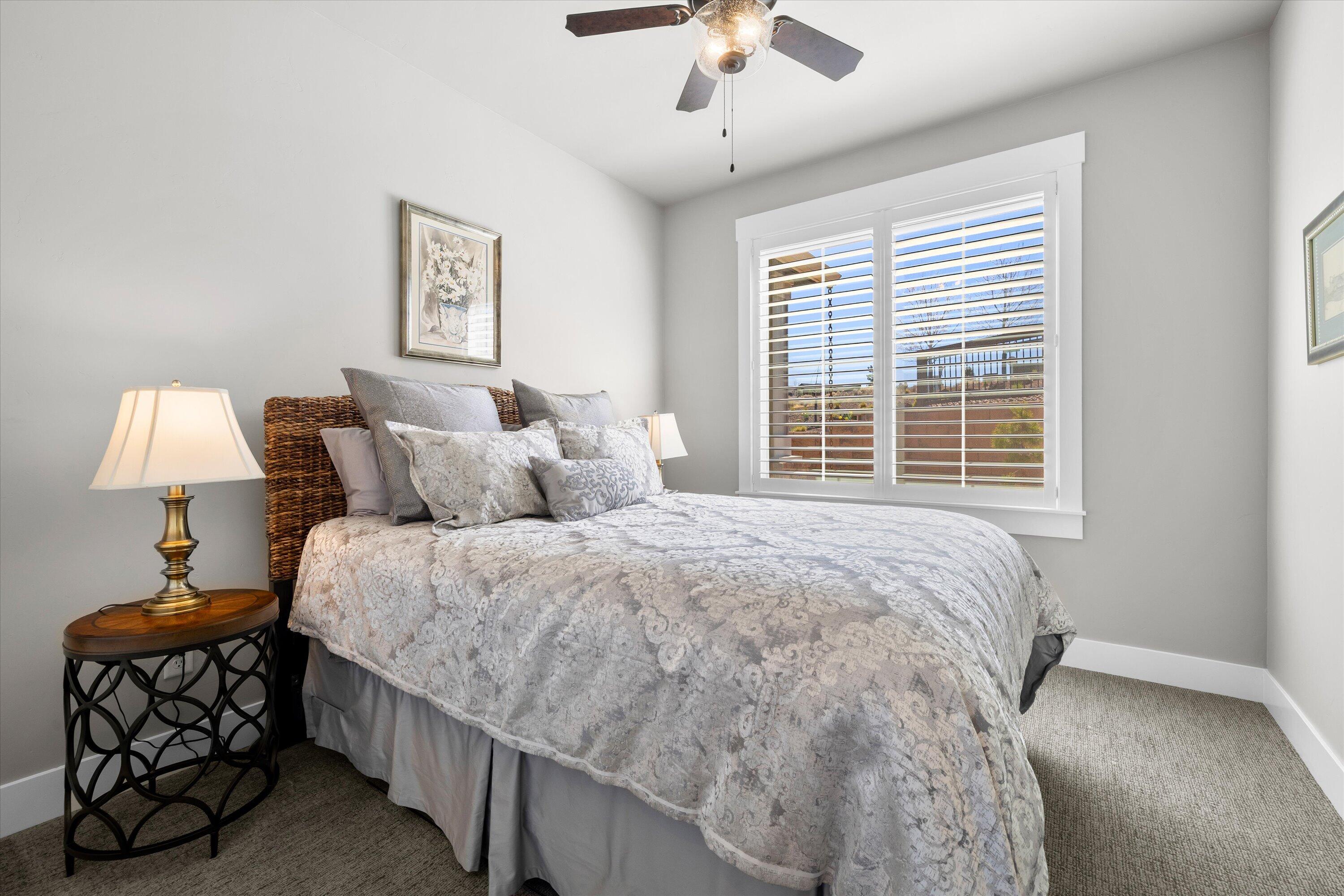 2704 NW Fairway Heights Drive