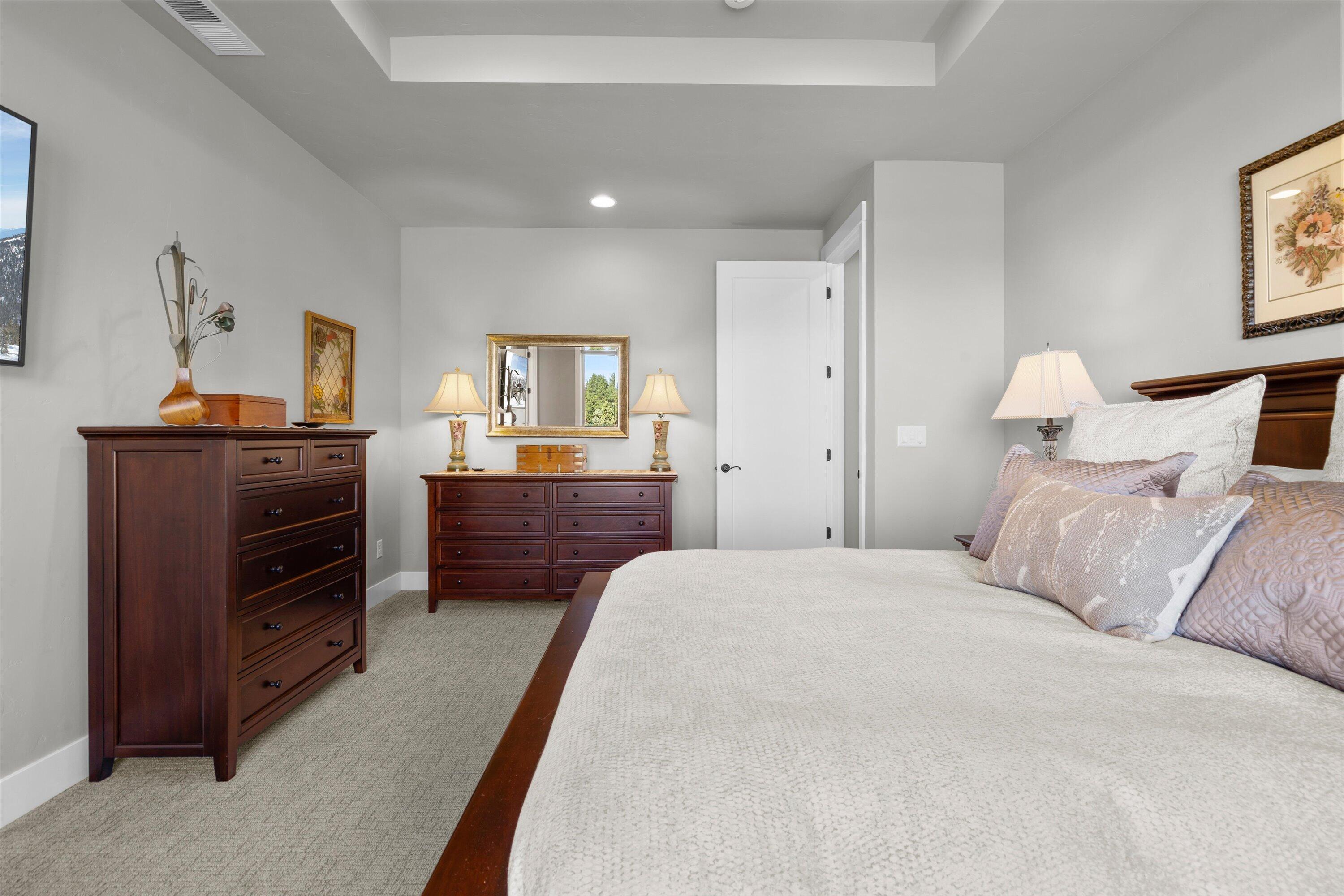 2704 NW Fairway Heights Drive