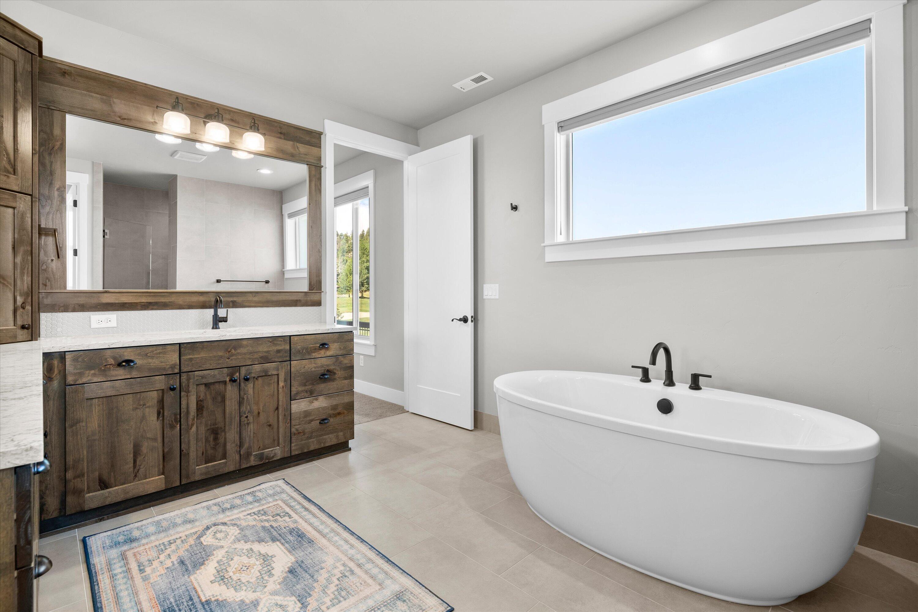 2704 NW Fairway Heights Drive