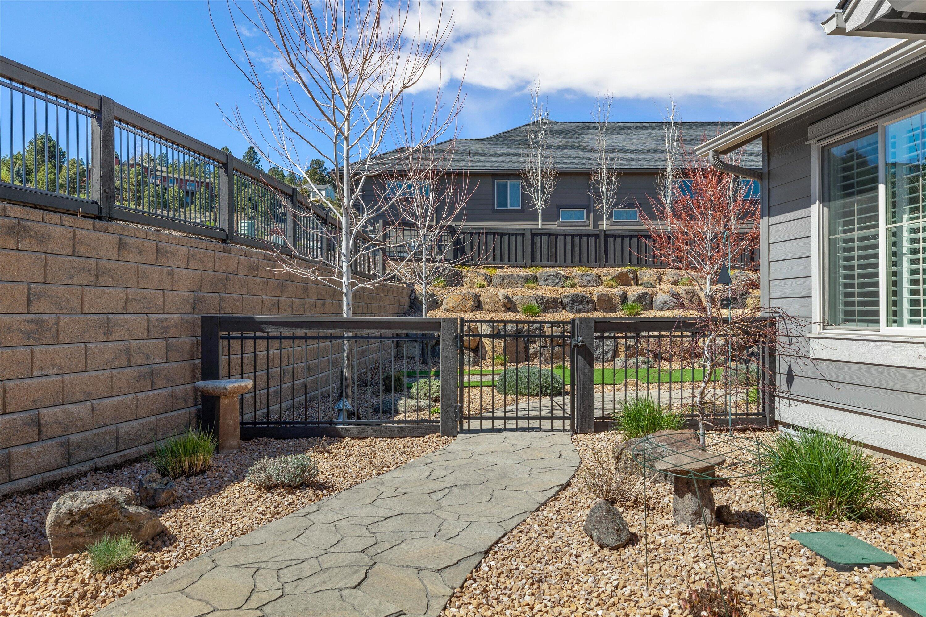 2704 NW Fairway Heights Drive