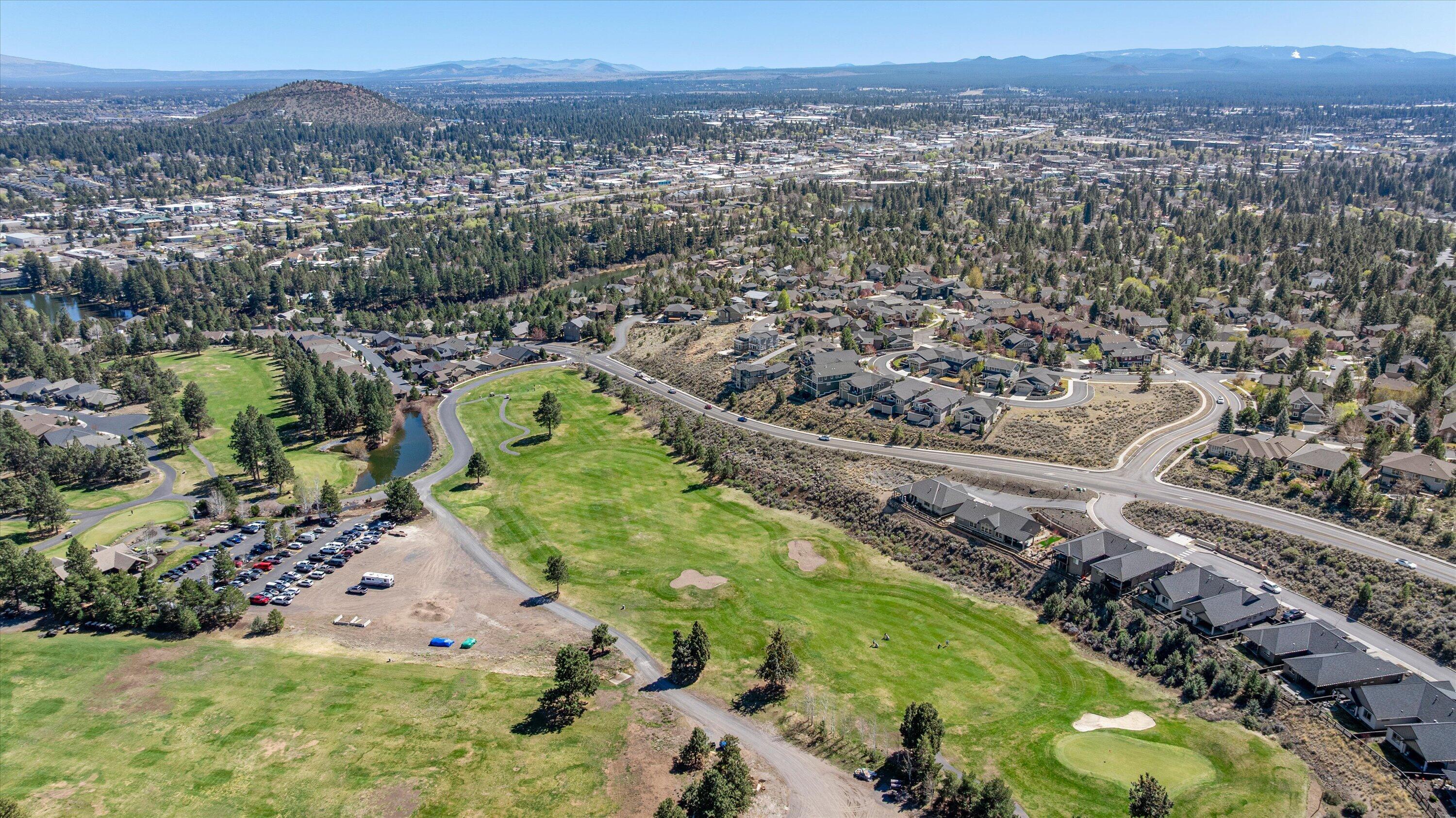 2704 NW Fairway Heights Drive