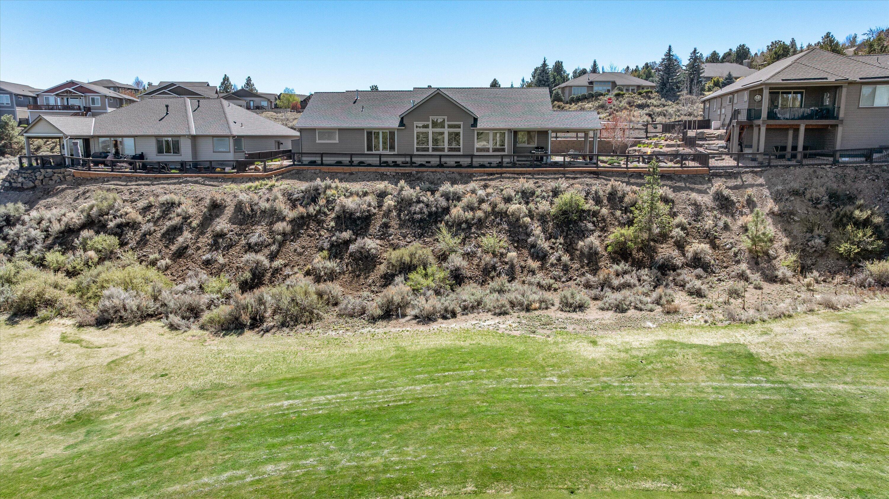 2704 NW Fairway Heights Drive