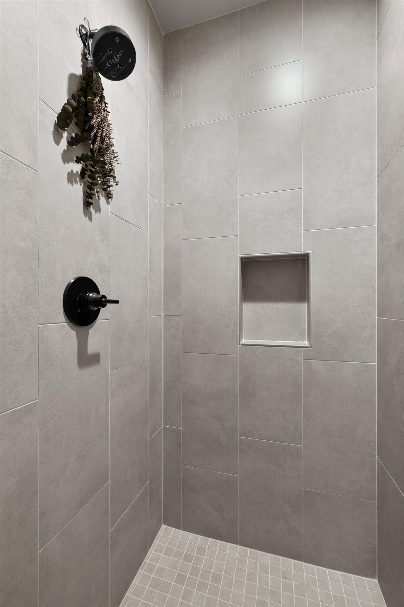 2704 NW Fairway Heights Drive