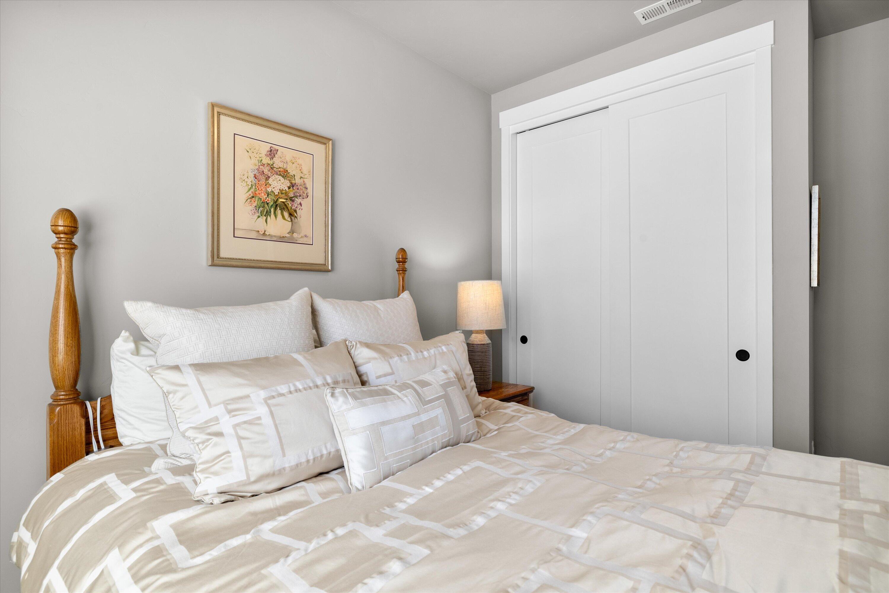 2704 NW Fairway Heights Drive