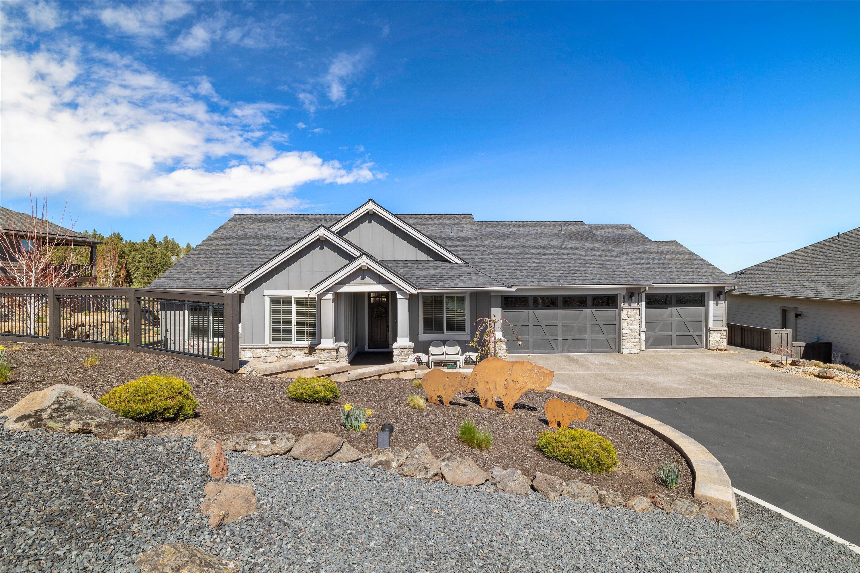 2704 NW Fairway Heights Drive