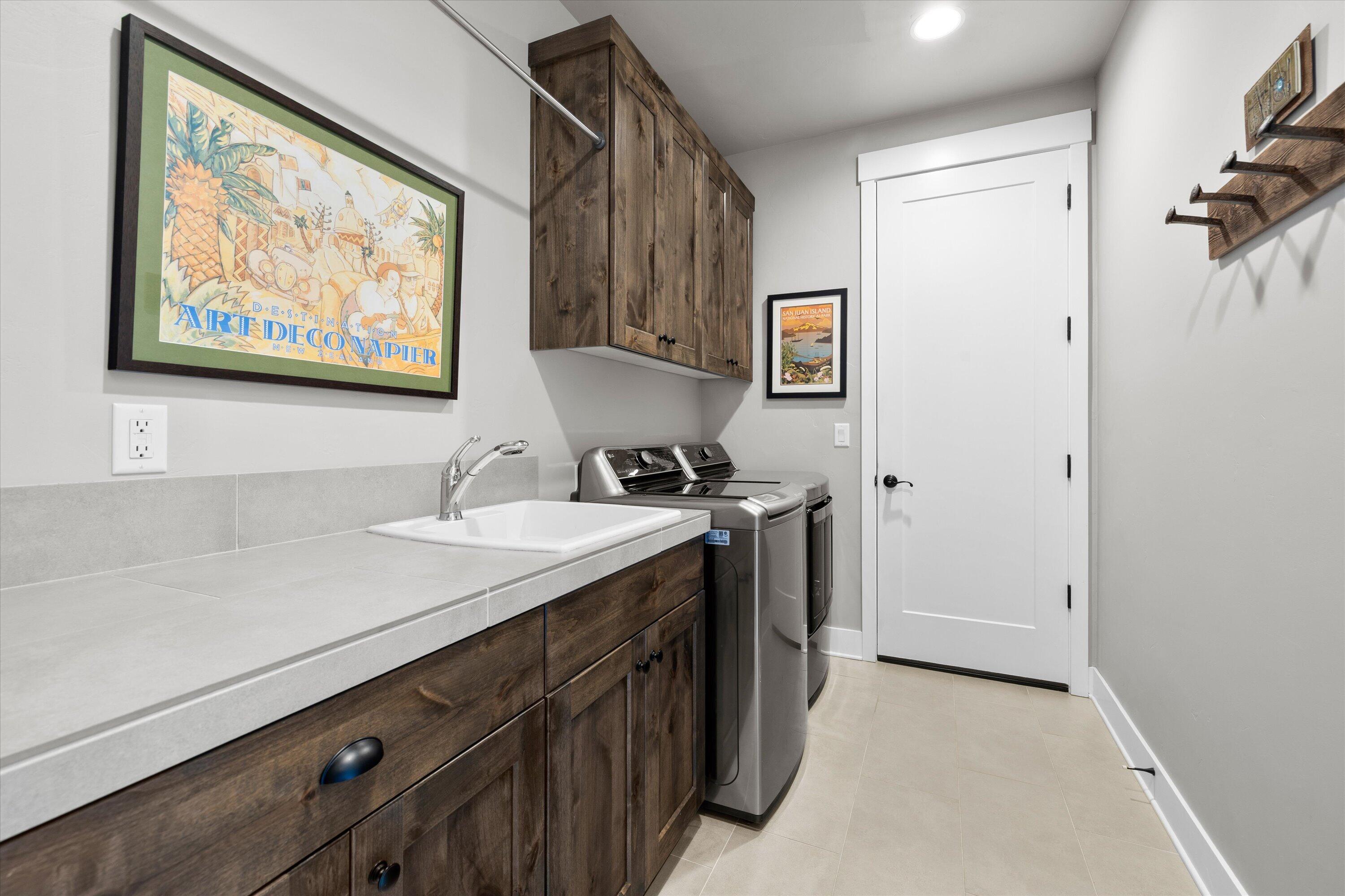 2704 NW Fairway Heights Drive