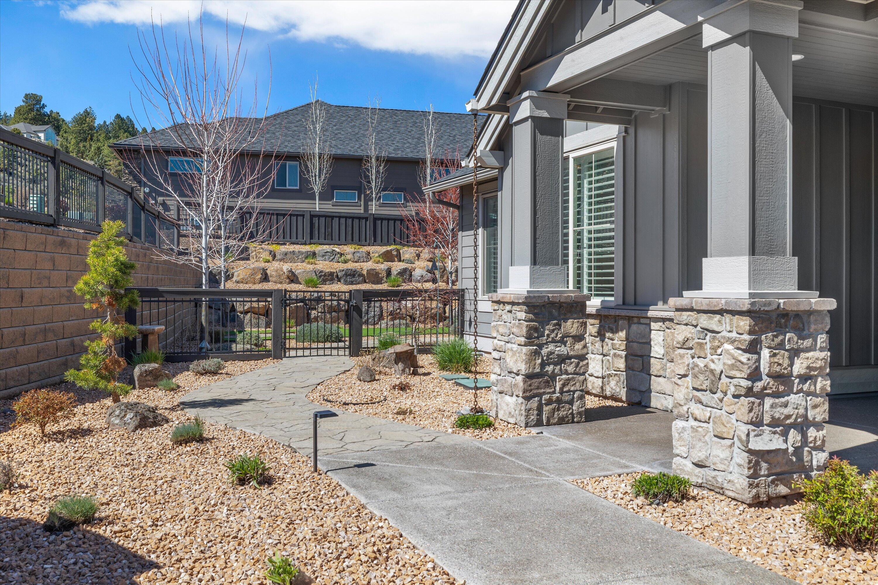 2704 NW Fairway Heights Drive