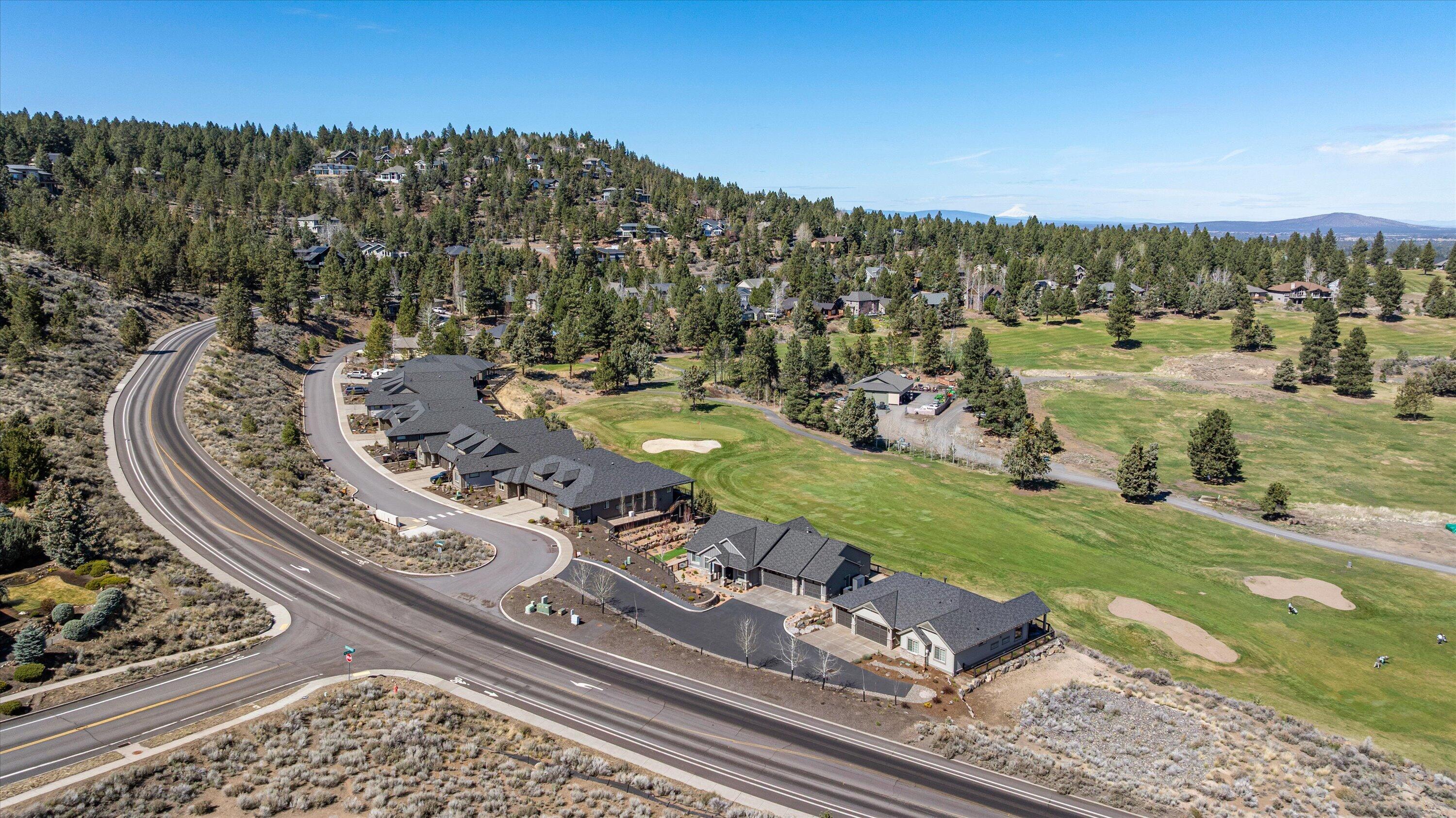 2704 NW Fairway Heights Drive