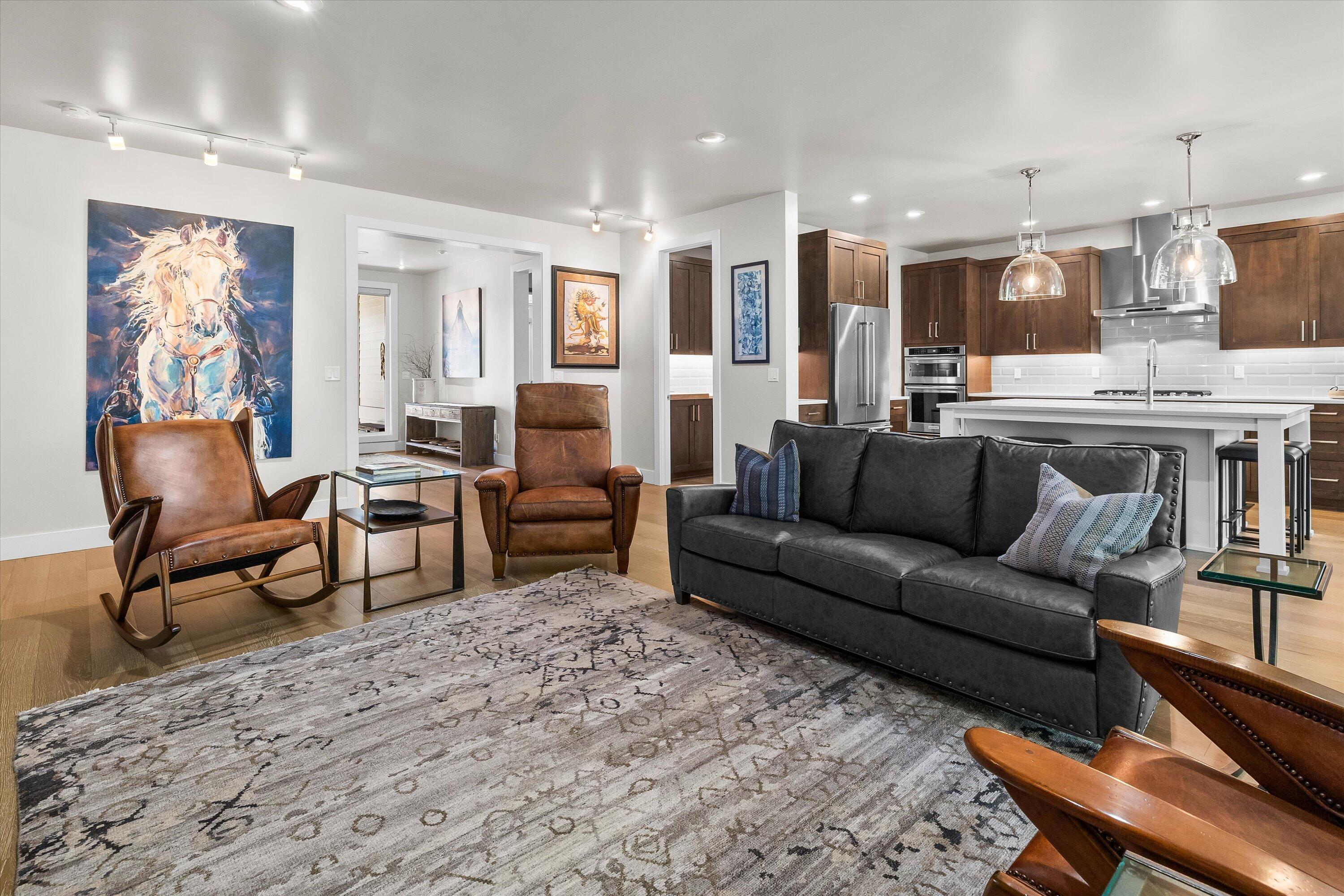 60886 SW Headwaters Loop