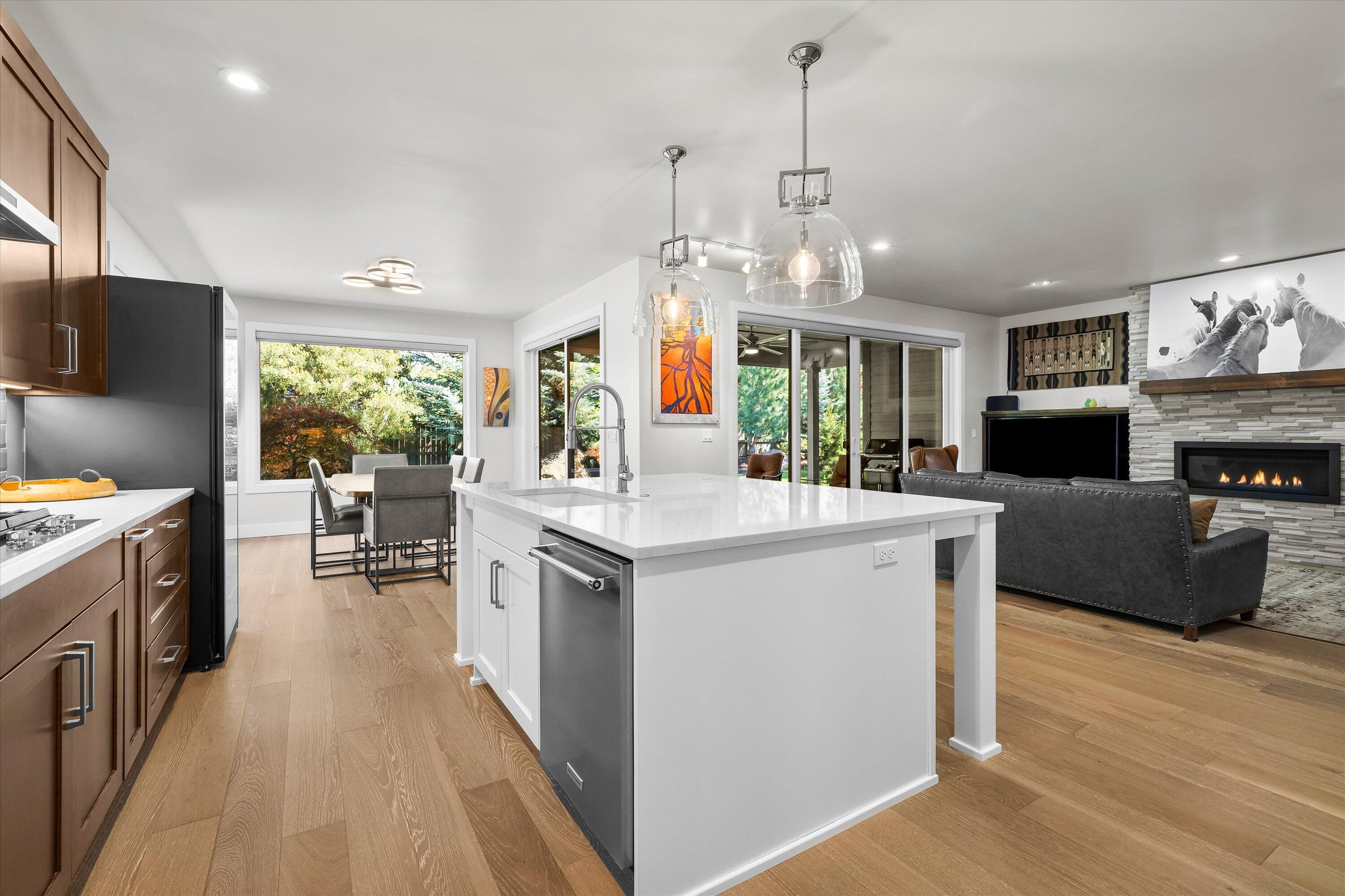 60886 SW Headwaters Loop