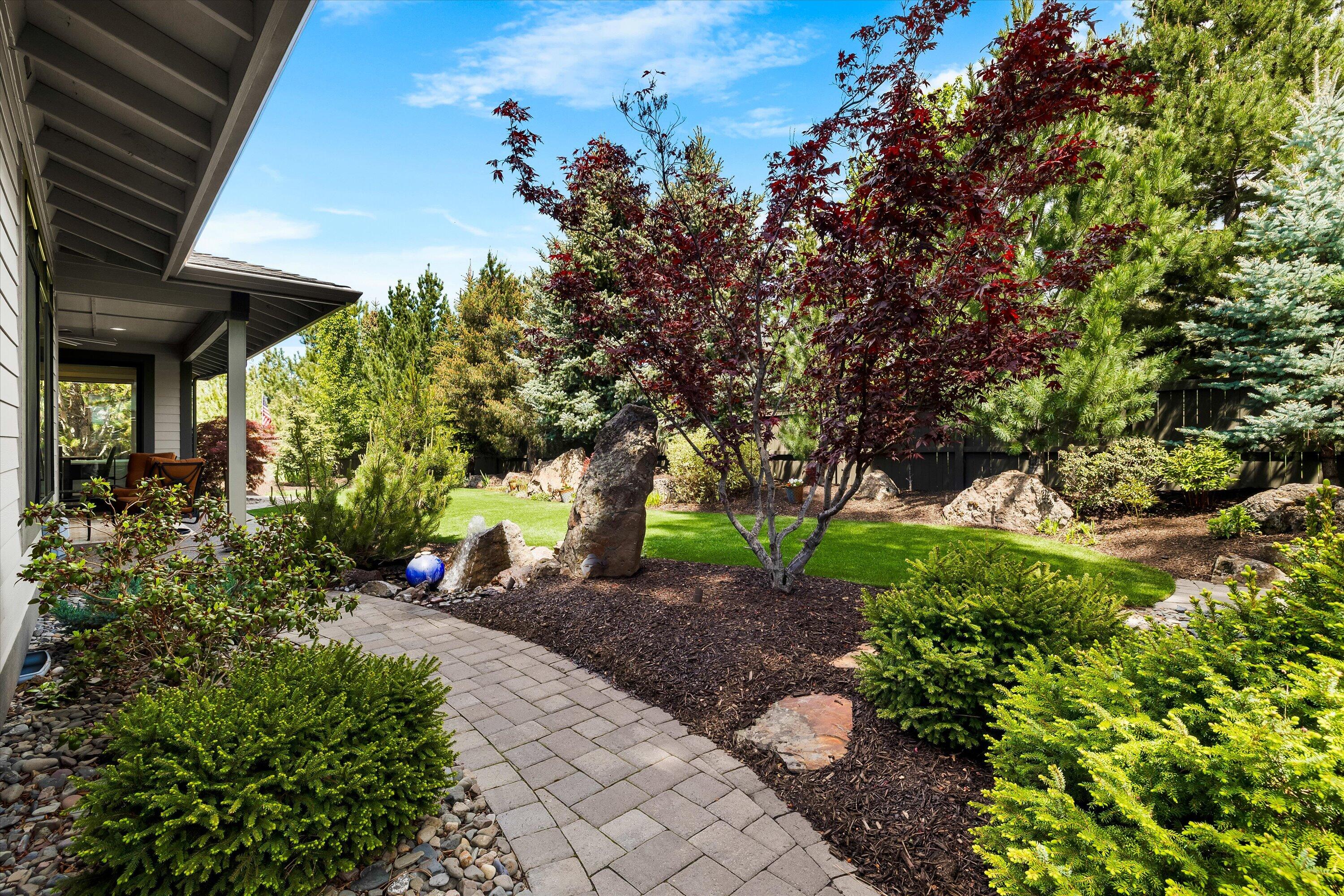 60886 SW Headwaters Loop
