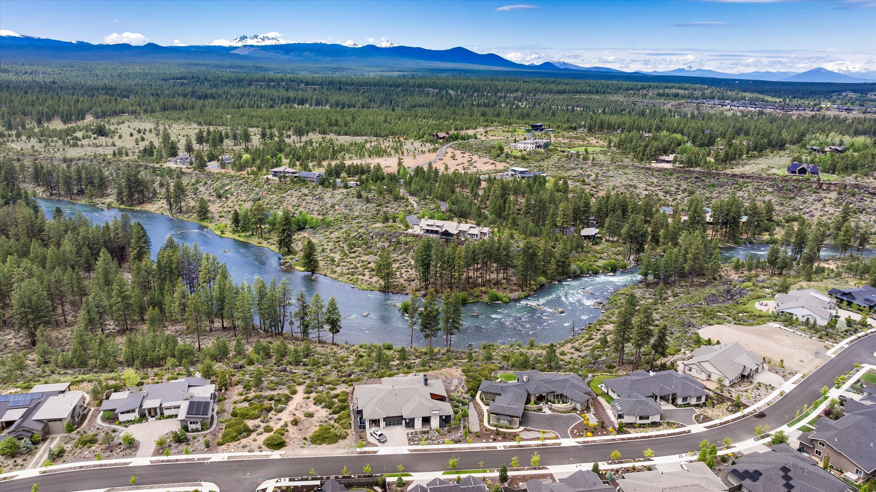 60886 SW Headwaters Loop