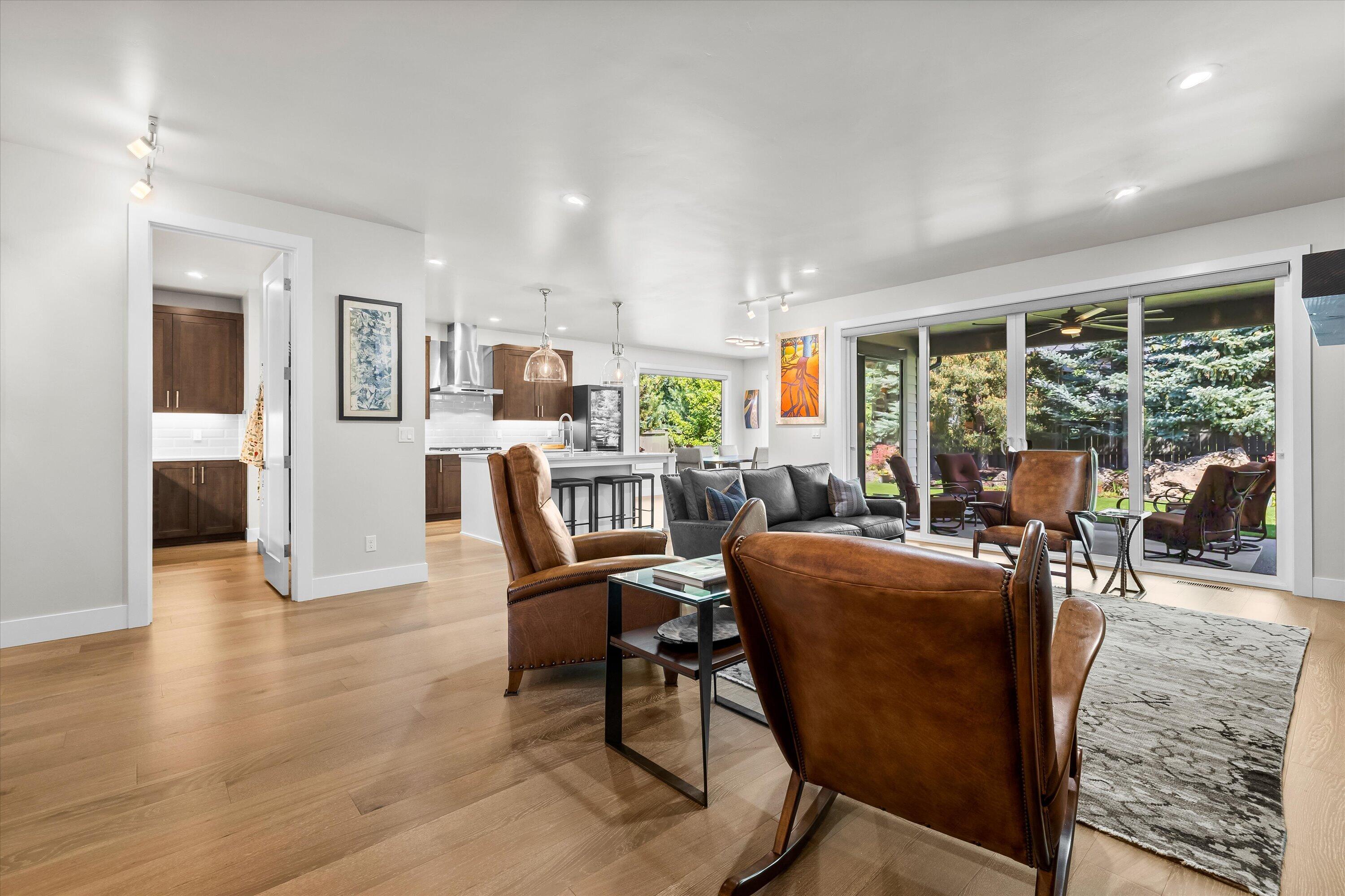 60886 SW Headwaters Loop