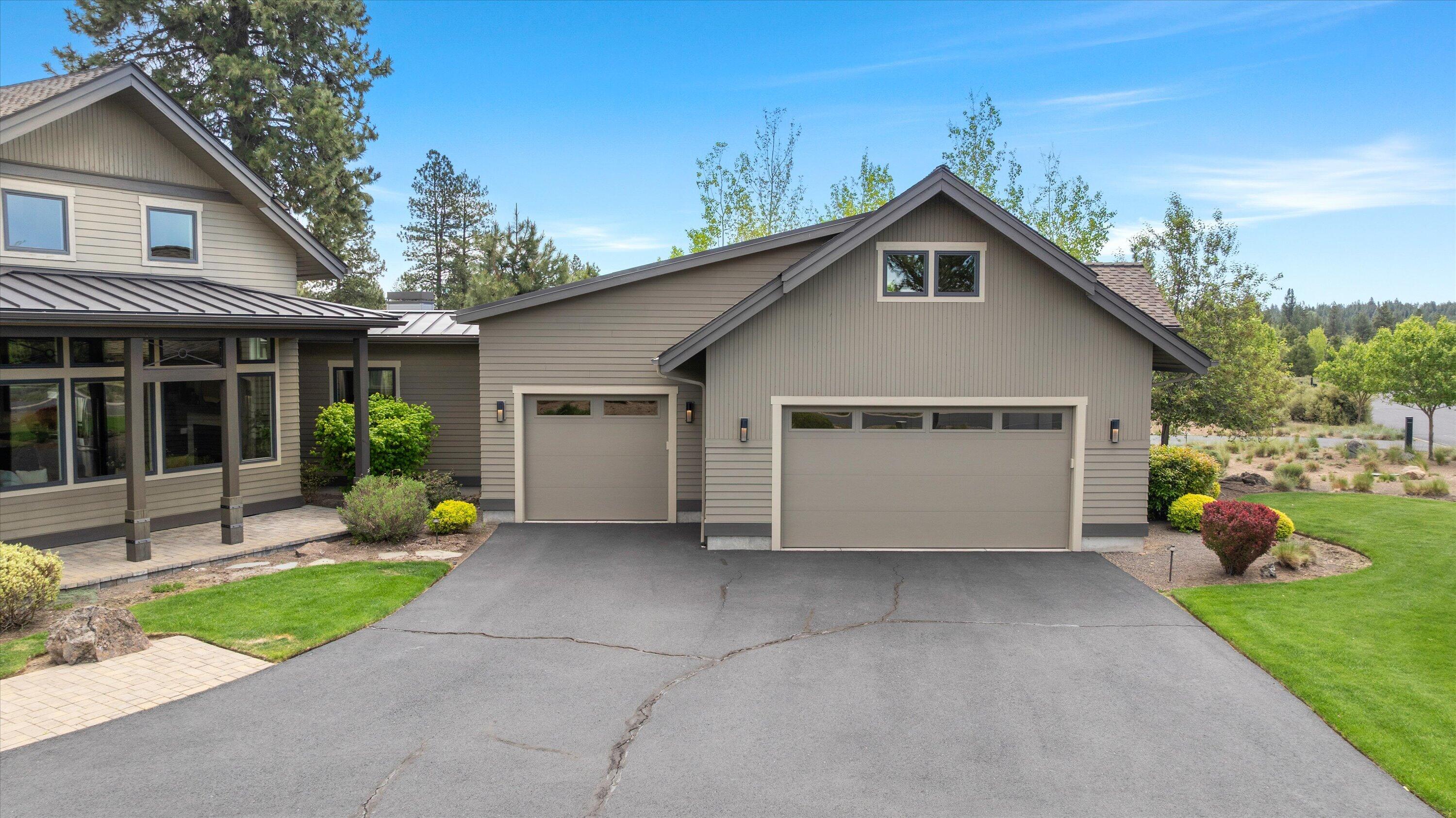 61636 Hosmer Lake Drive