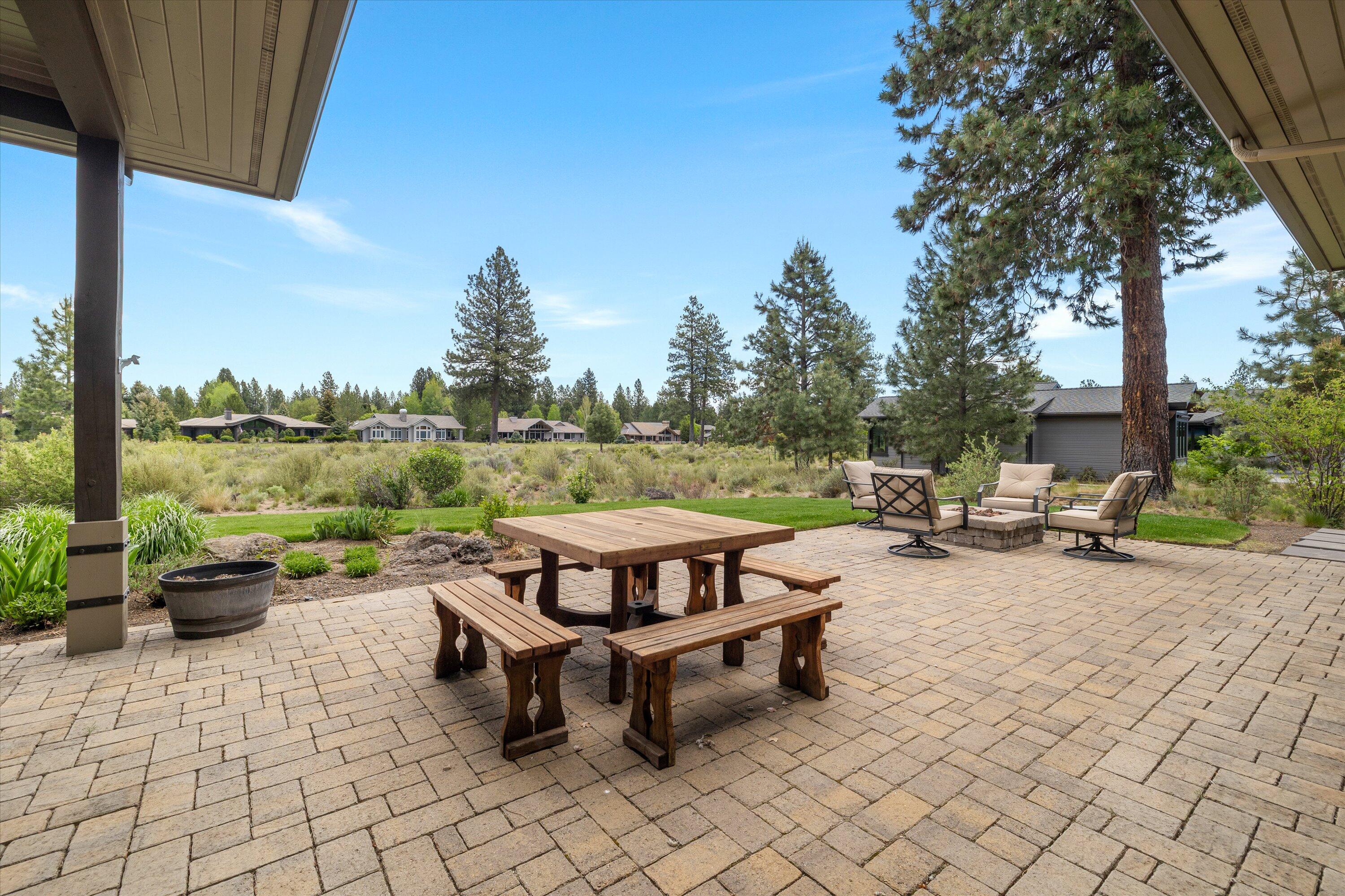 61636 Hosmer Lake Drive