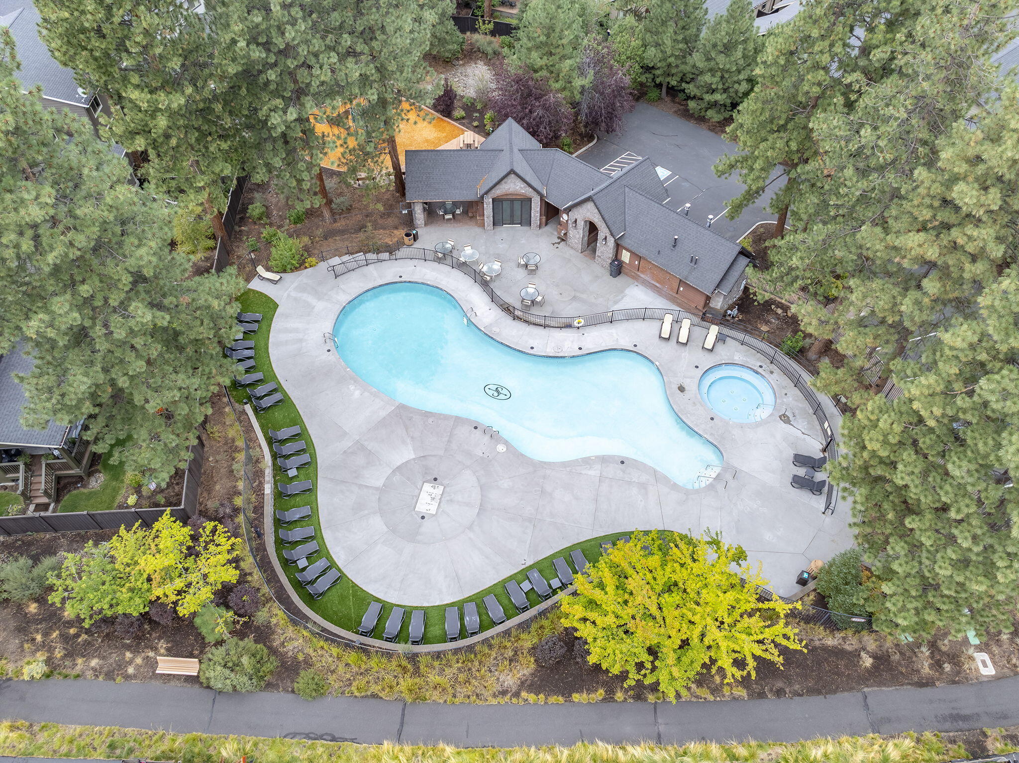 60220 Rolled Rock Way