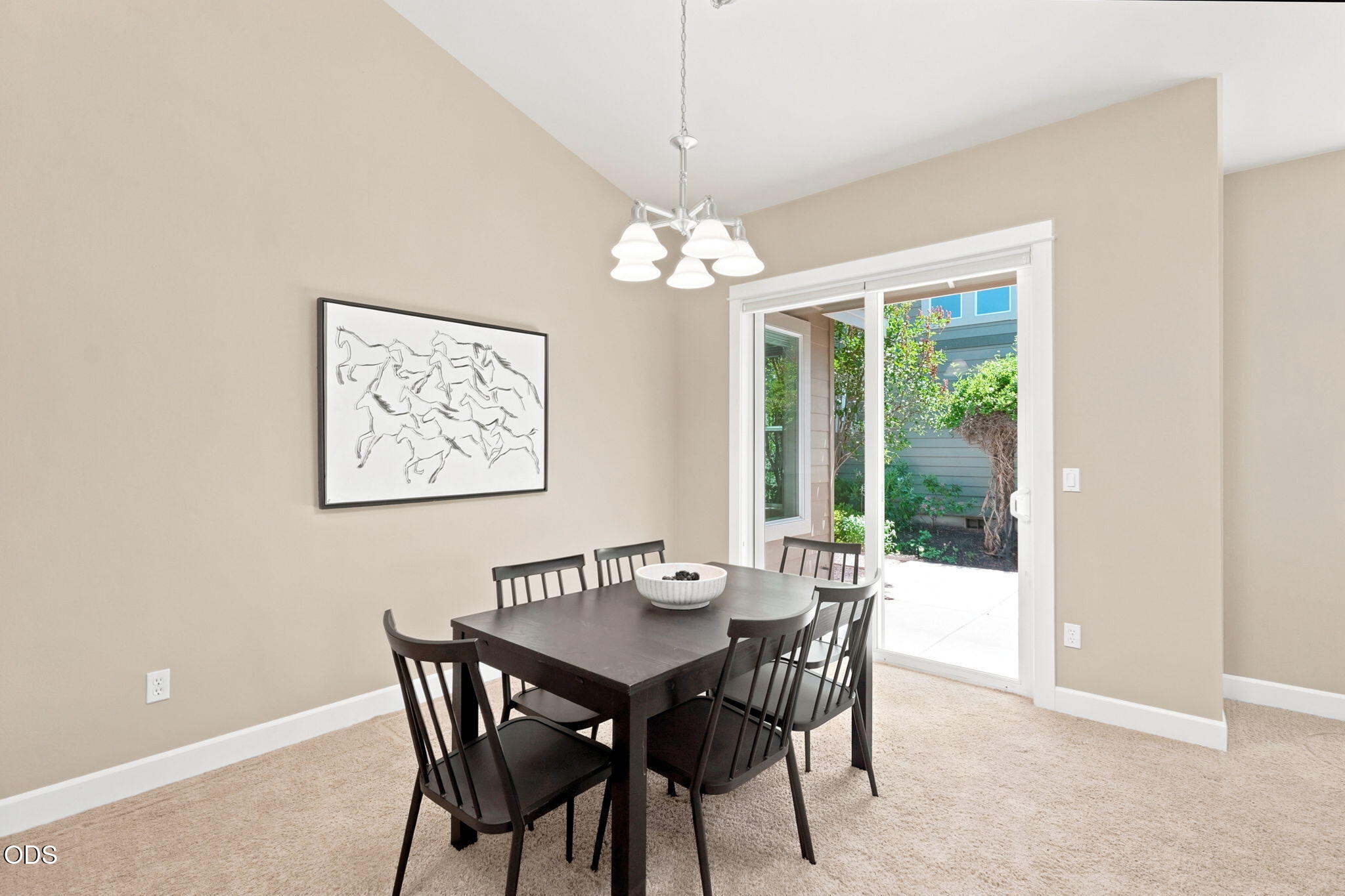 61421 Davis Lake Loop