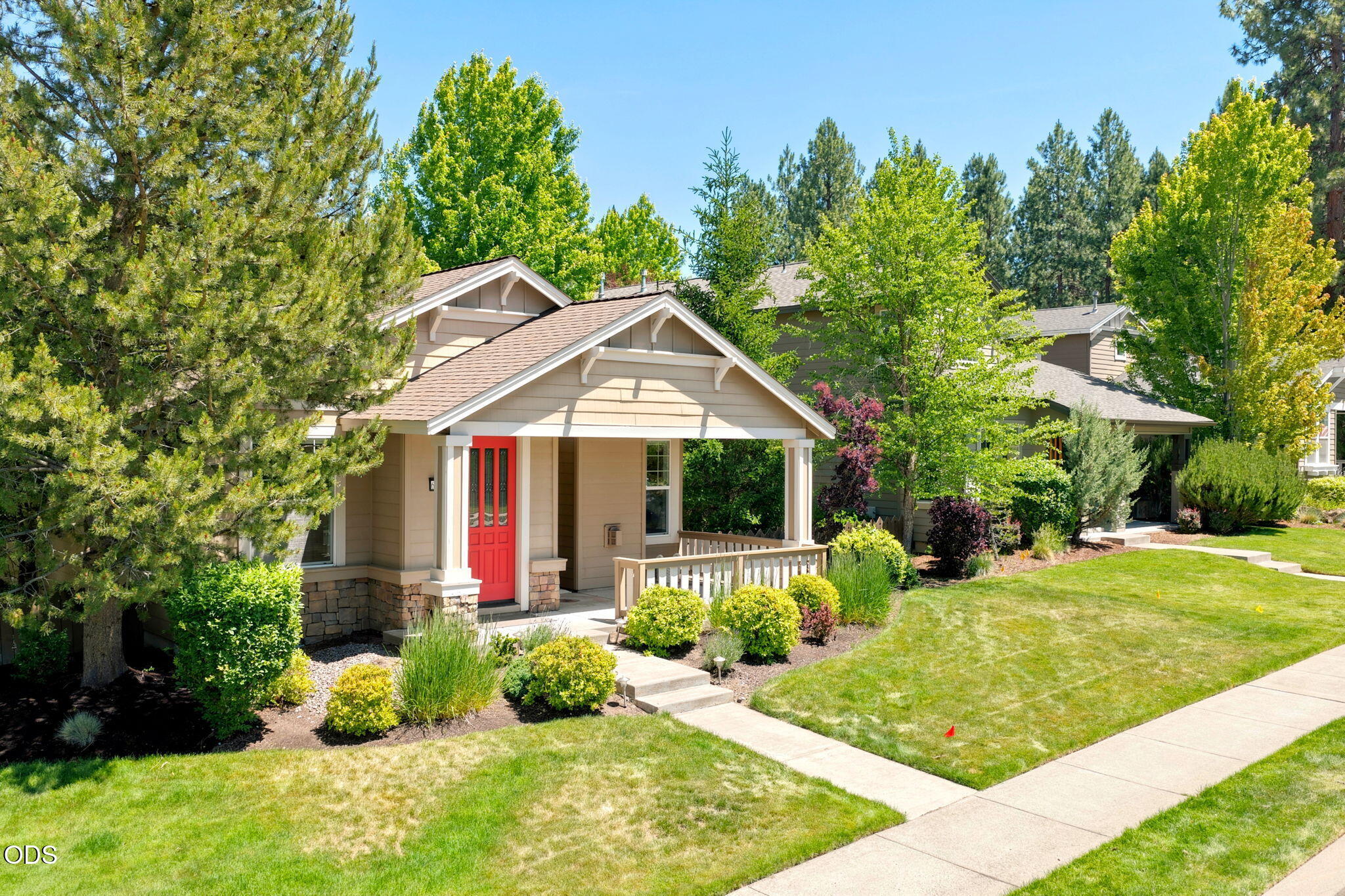 61421 Davis Lake Loop