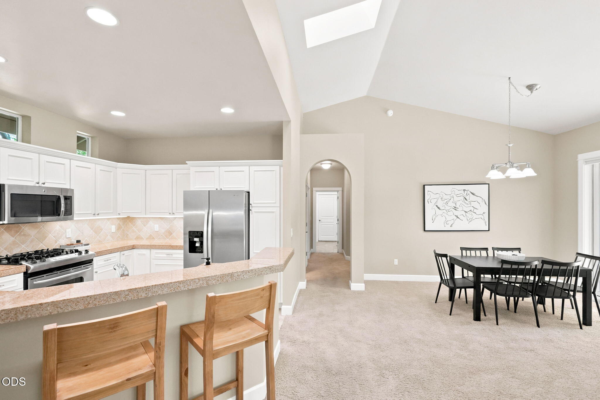 61421 Davis Lake Loop