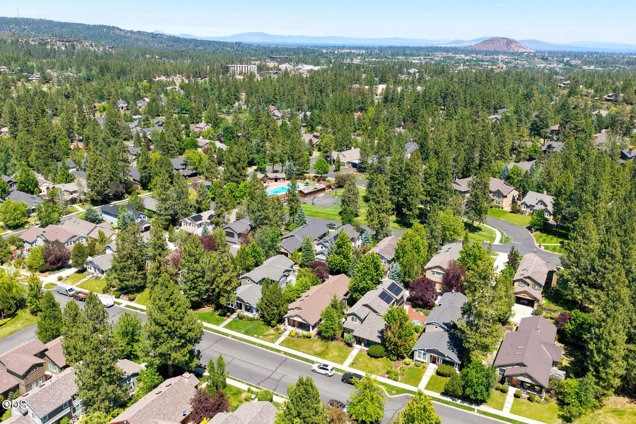 61421 Davis Lake Loop