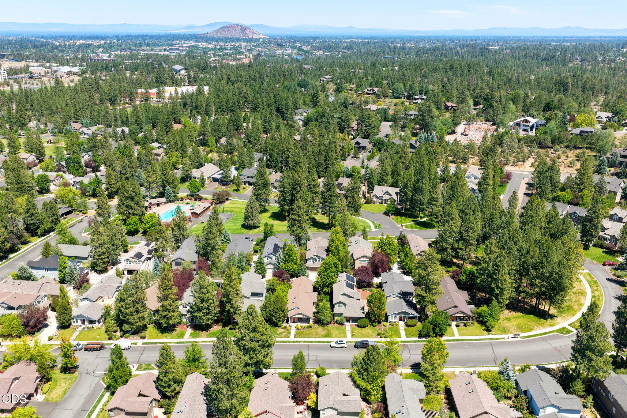 61421 Davis Lake Loop