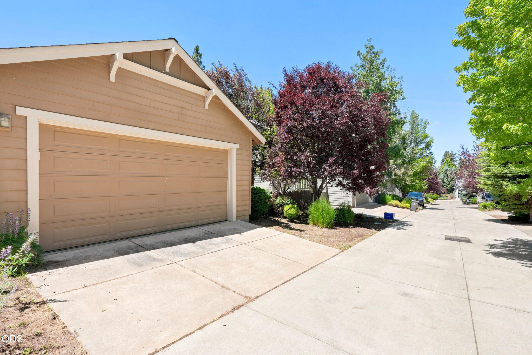 61421 Davis Lake Loop