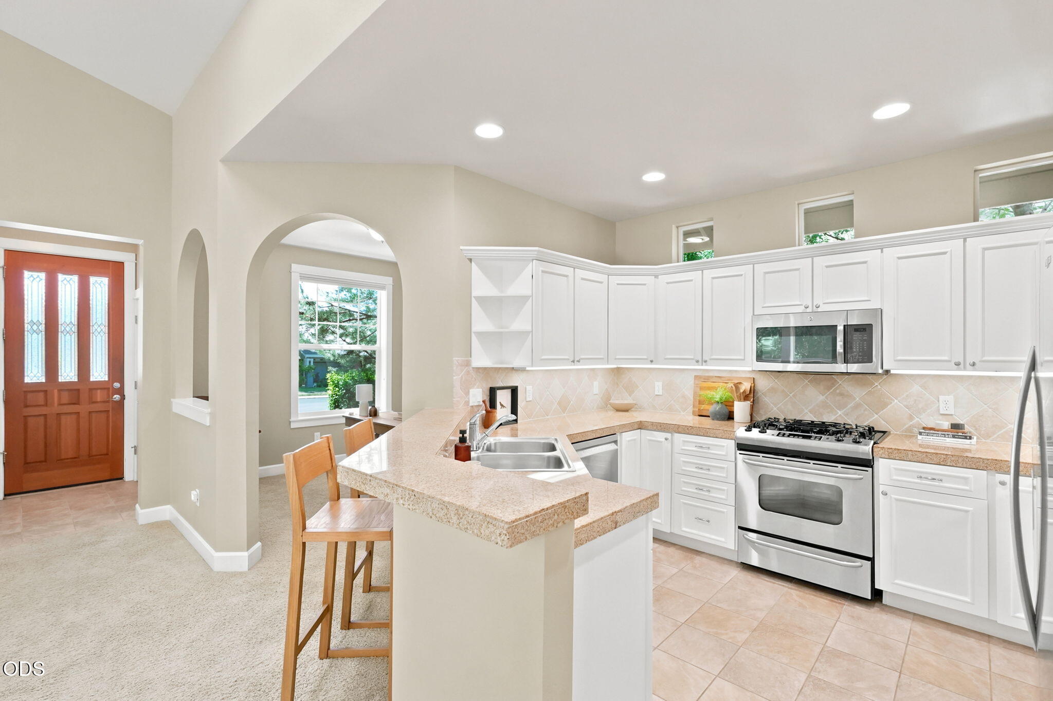 61421 Davis Lake Loop