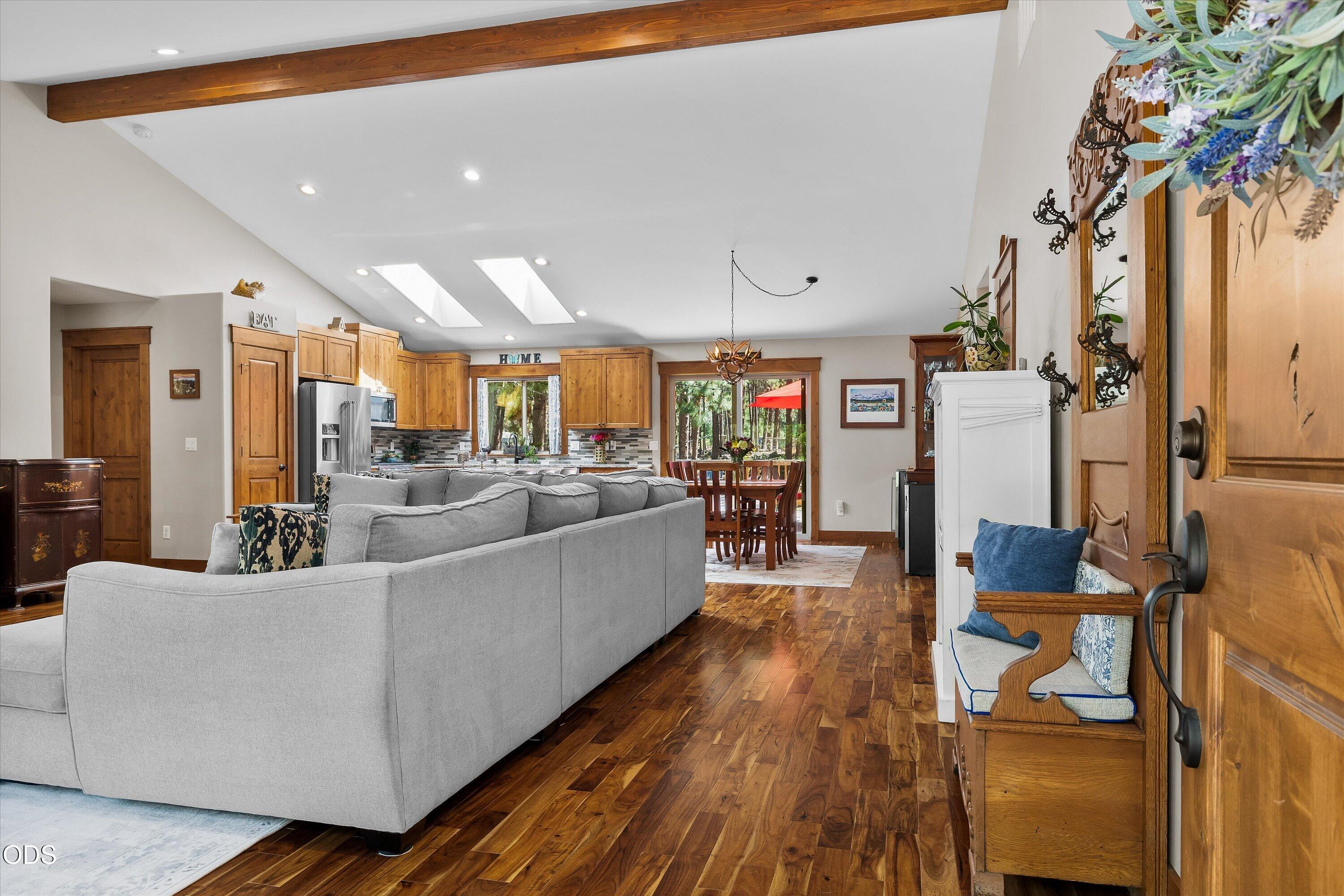 60134 Turquoise Road
