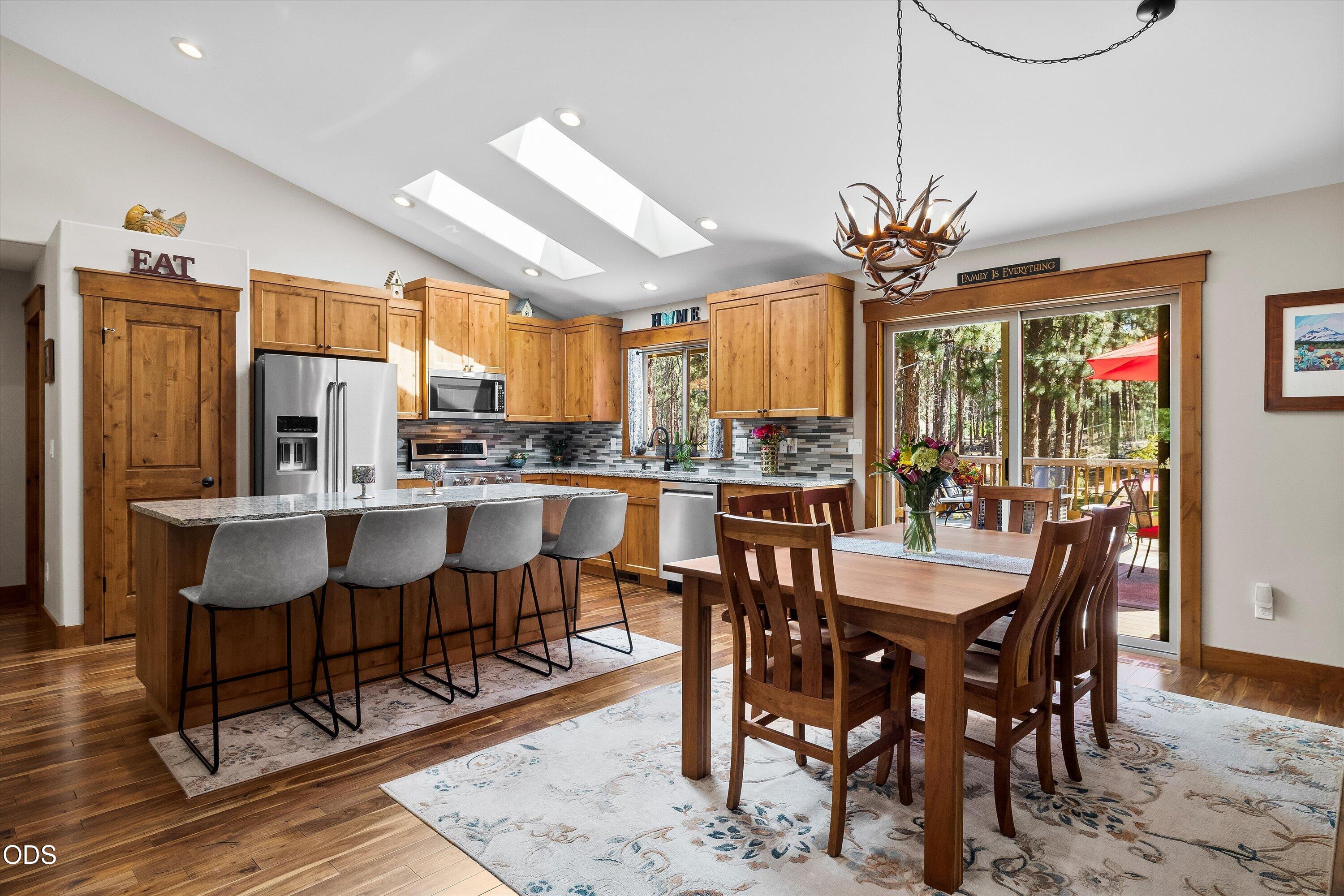 60134 Turquoise Road
