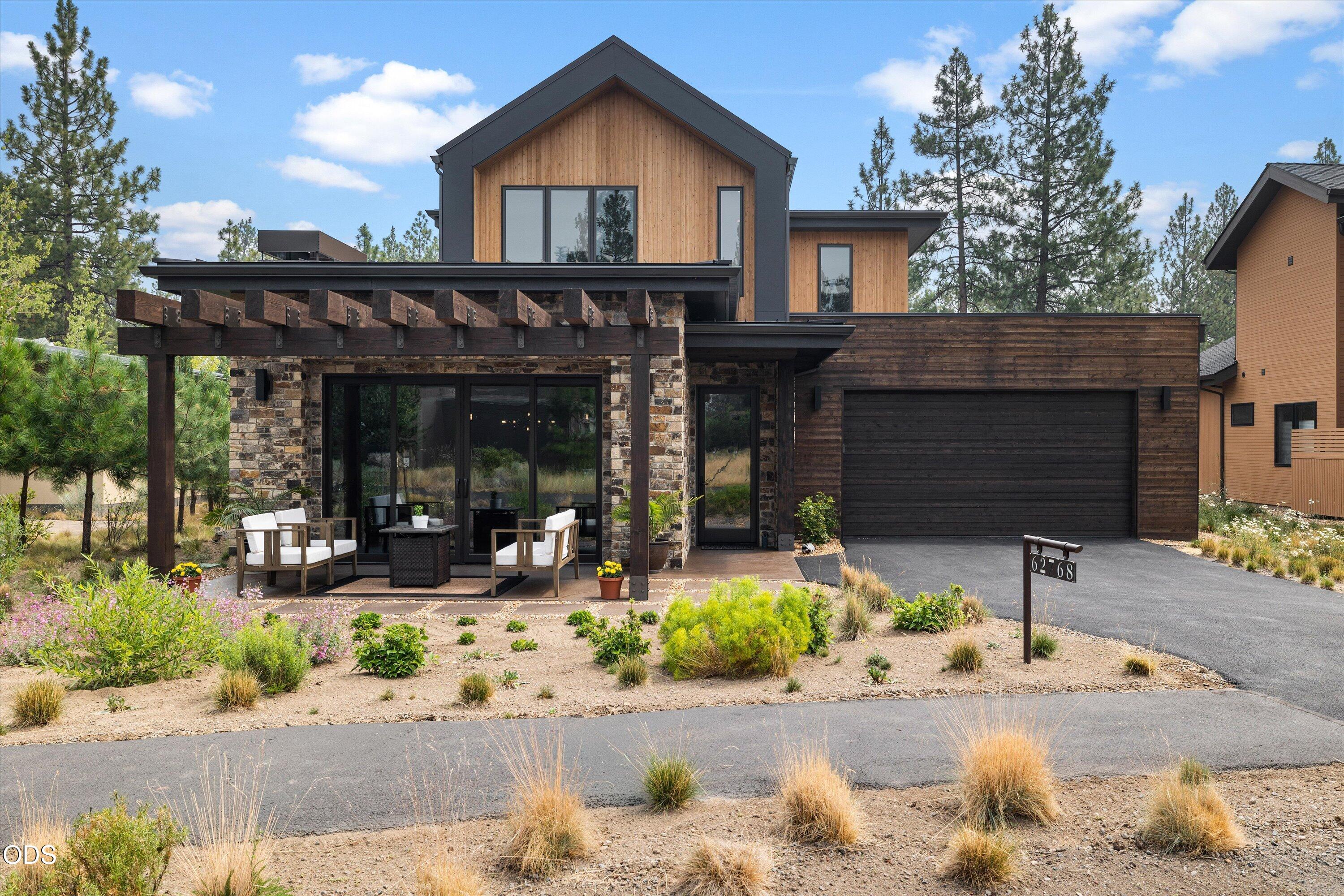 62768 NW Sand Lily Way