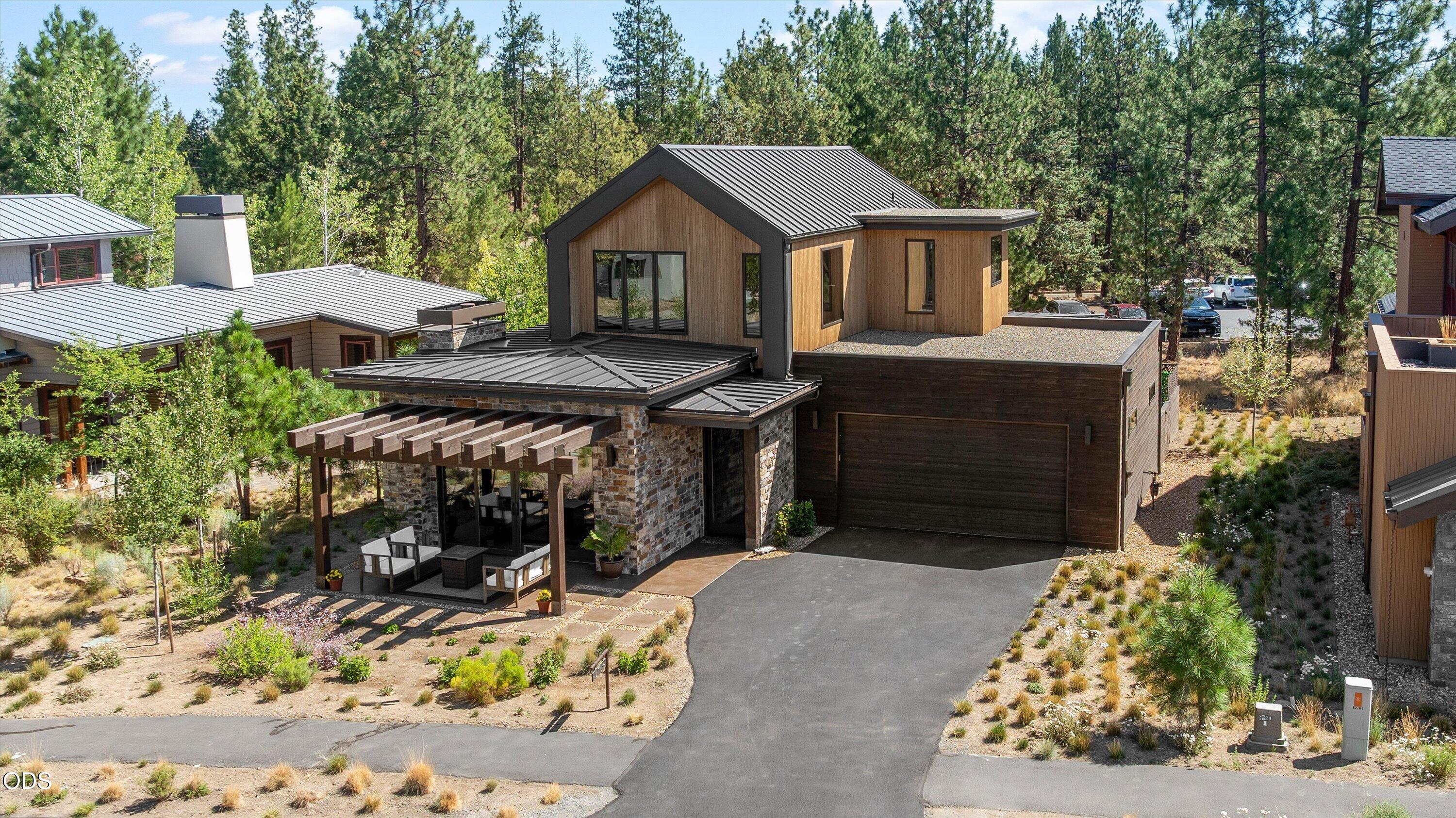 62768 NW Sand Lily Way