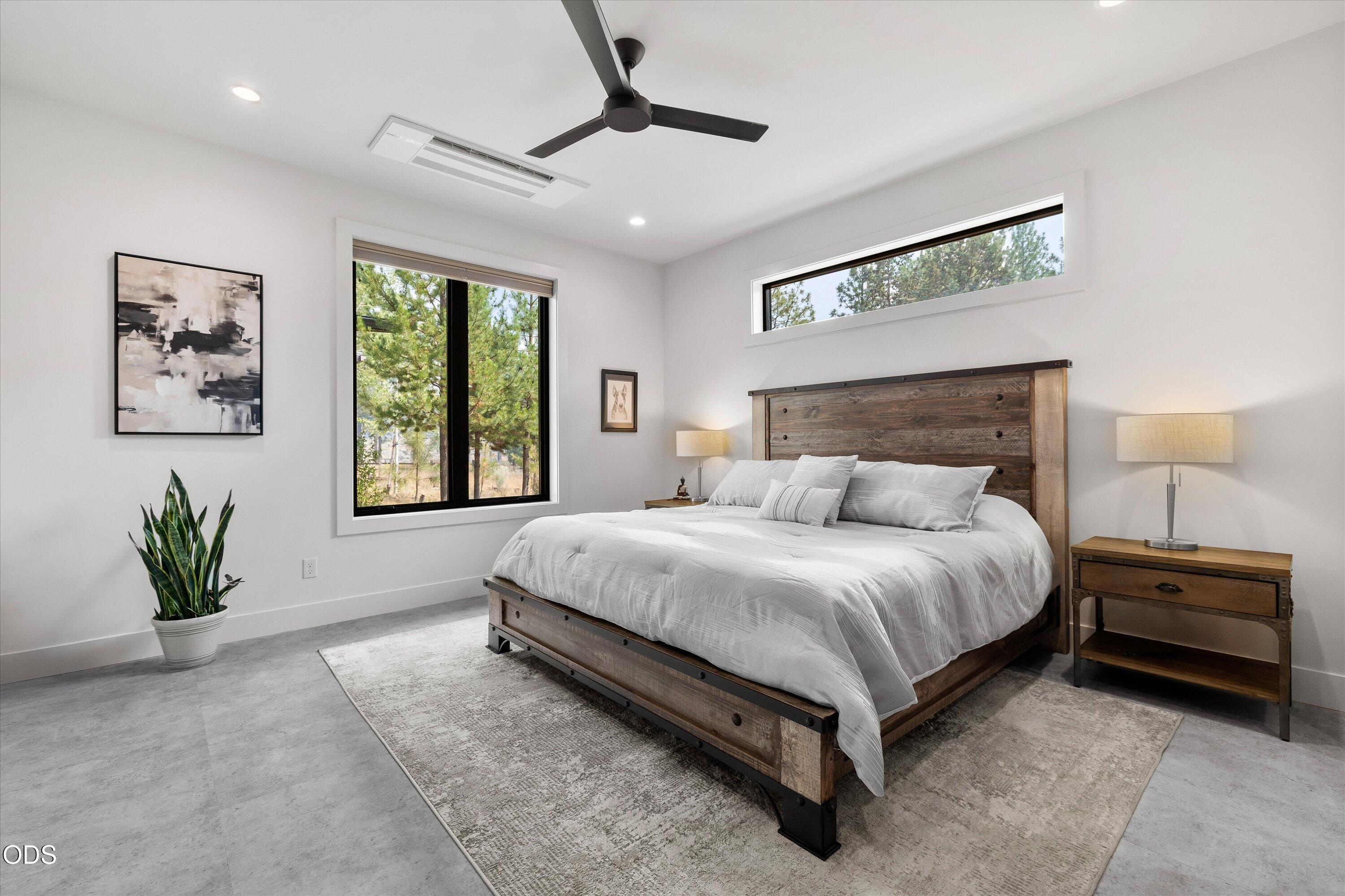 62768 NW Sand Lily Way