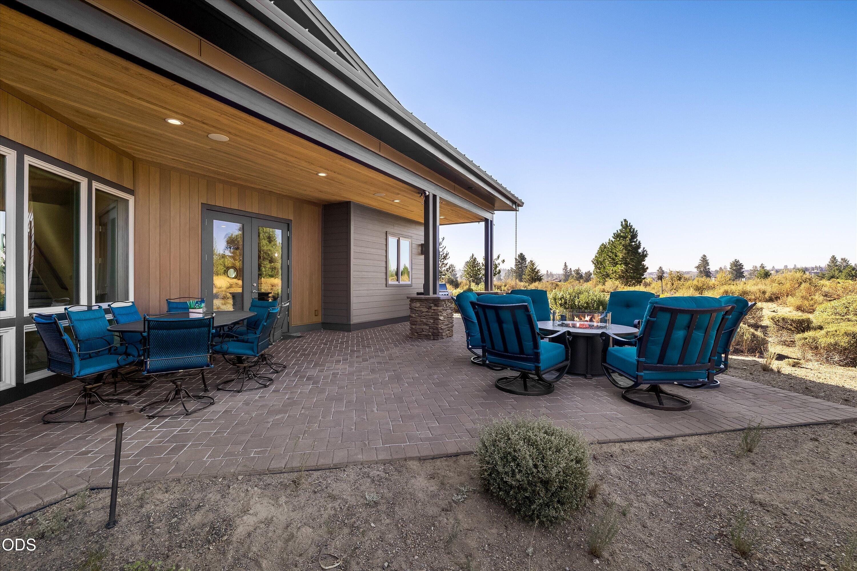 61649 Hosmer Lake Drive