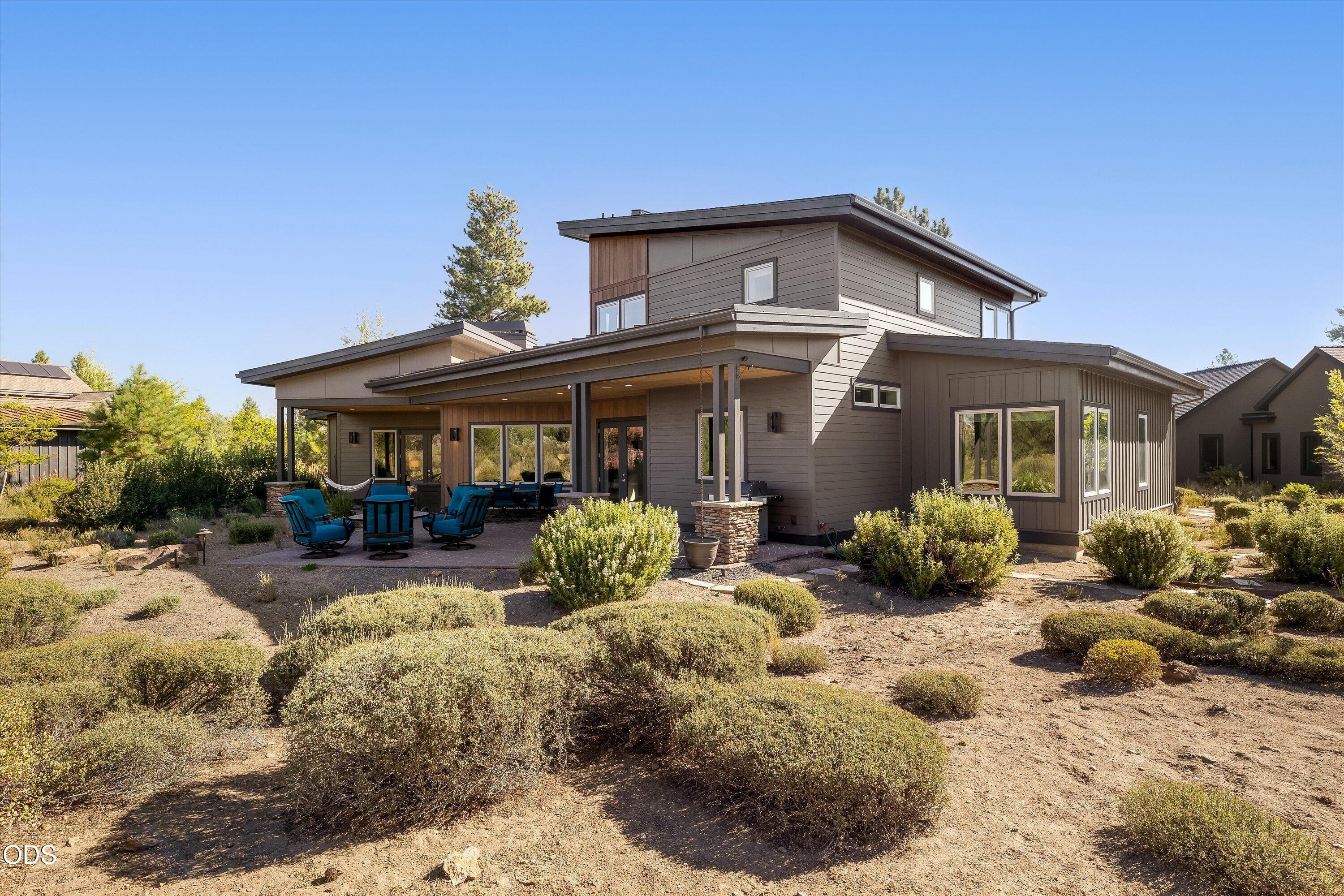 61649 Hosmer Lake Drive