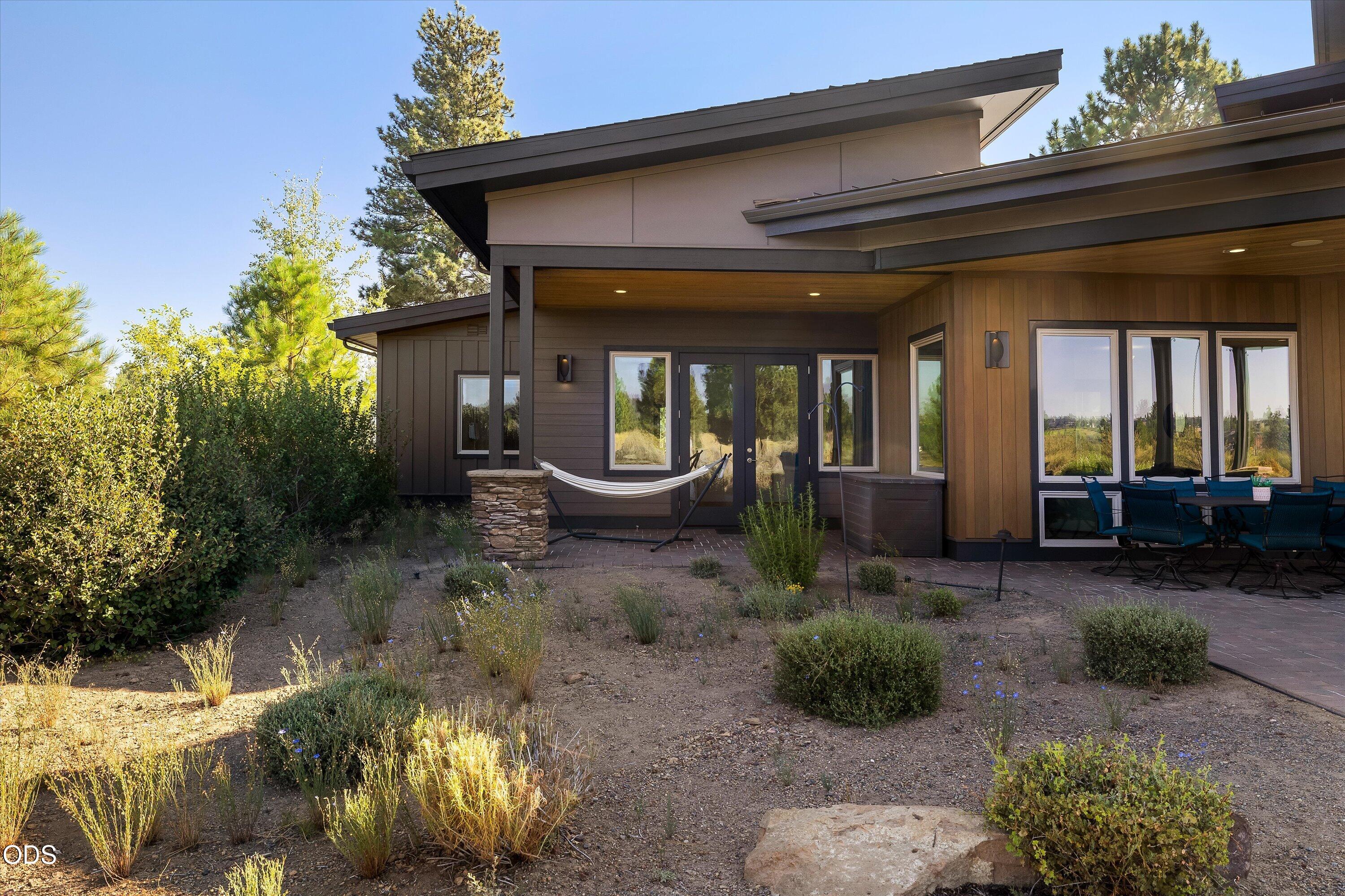 61649 Hosmer Lake Drive