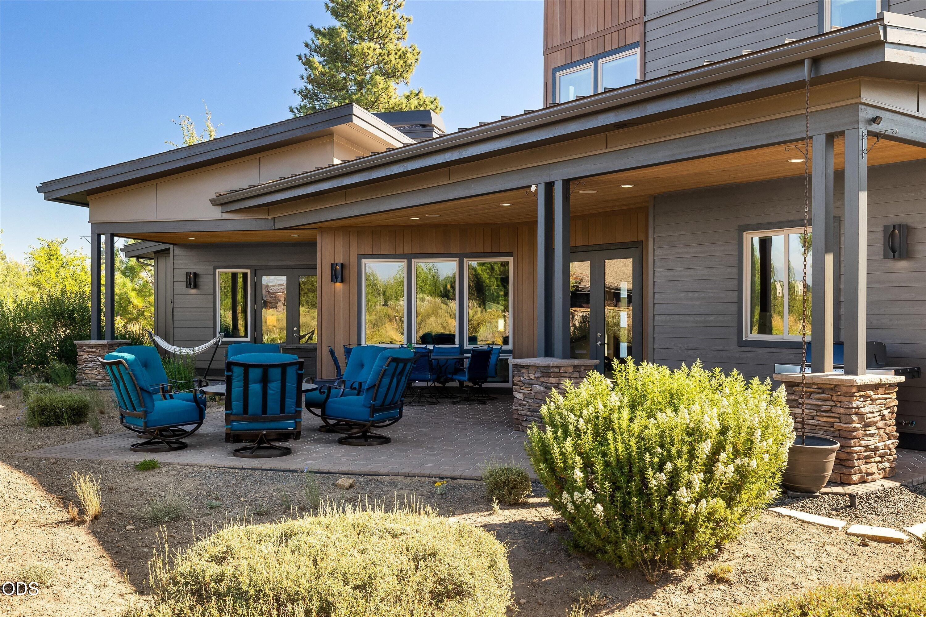 61649 Hosmer Lake Drive