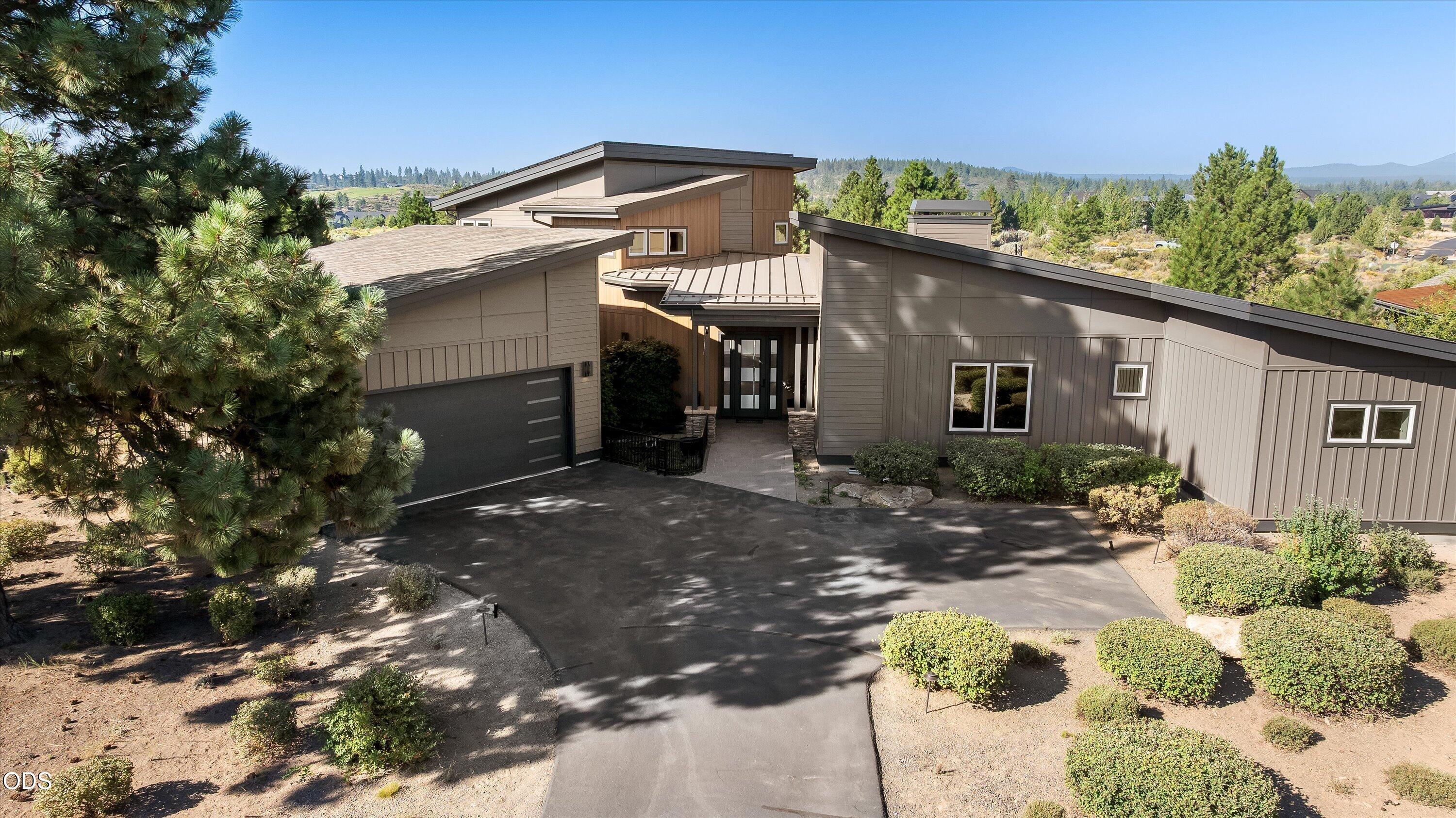 61649 Hosmer Lake Drive