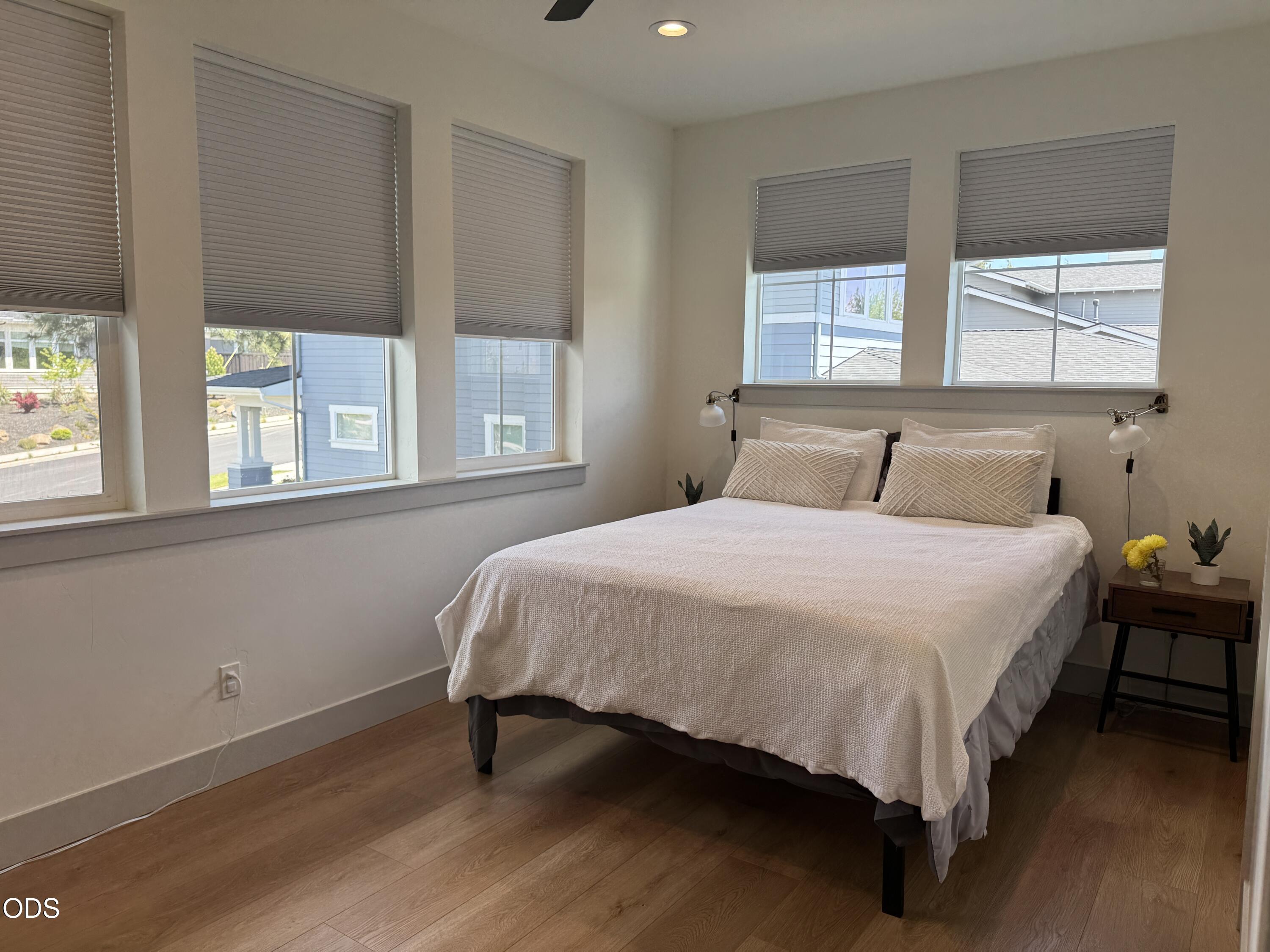 62677 NW Mehama Court