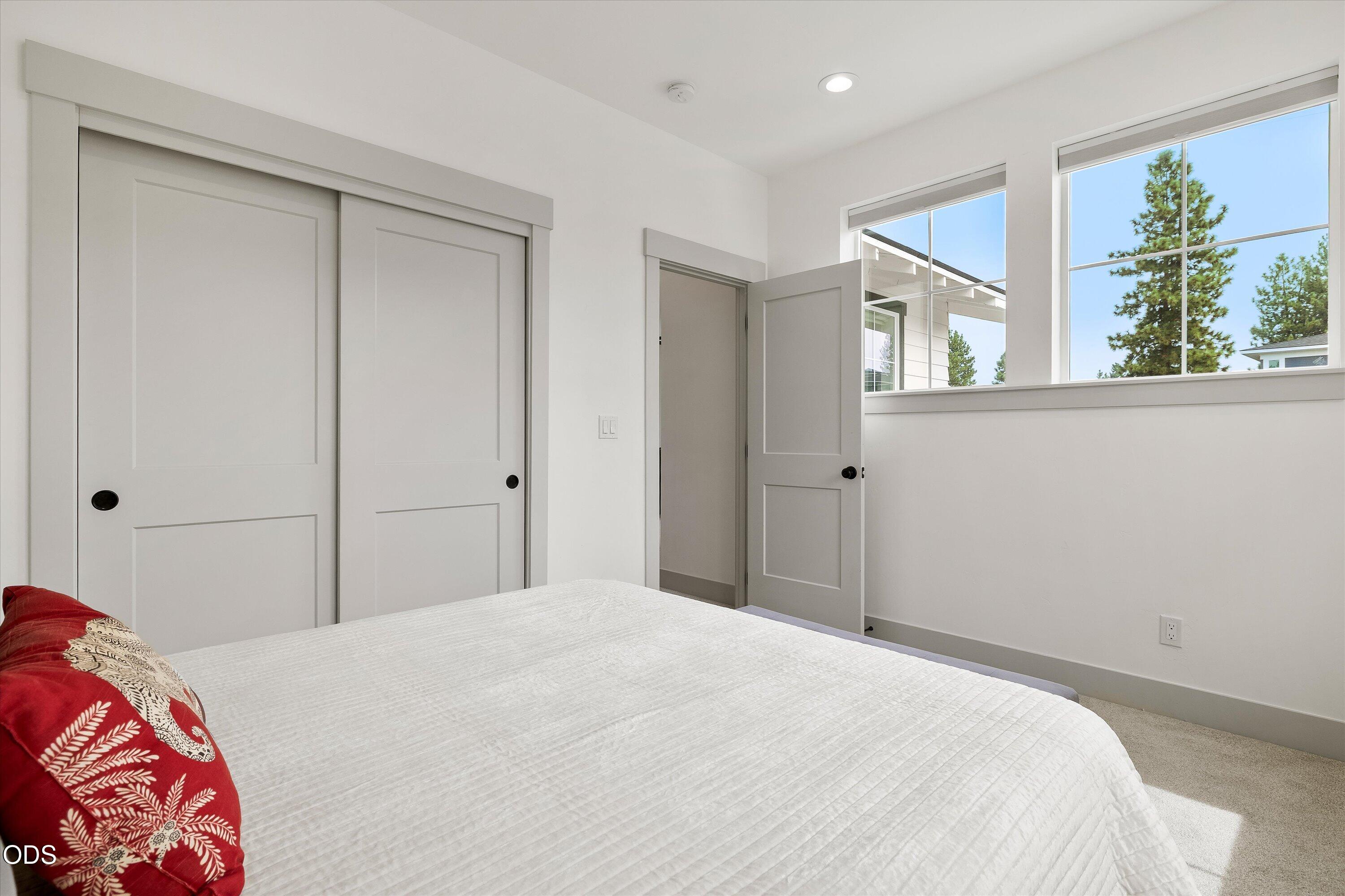 62677 NW Mehama Court