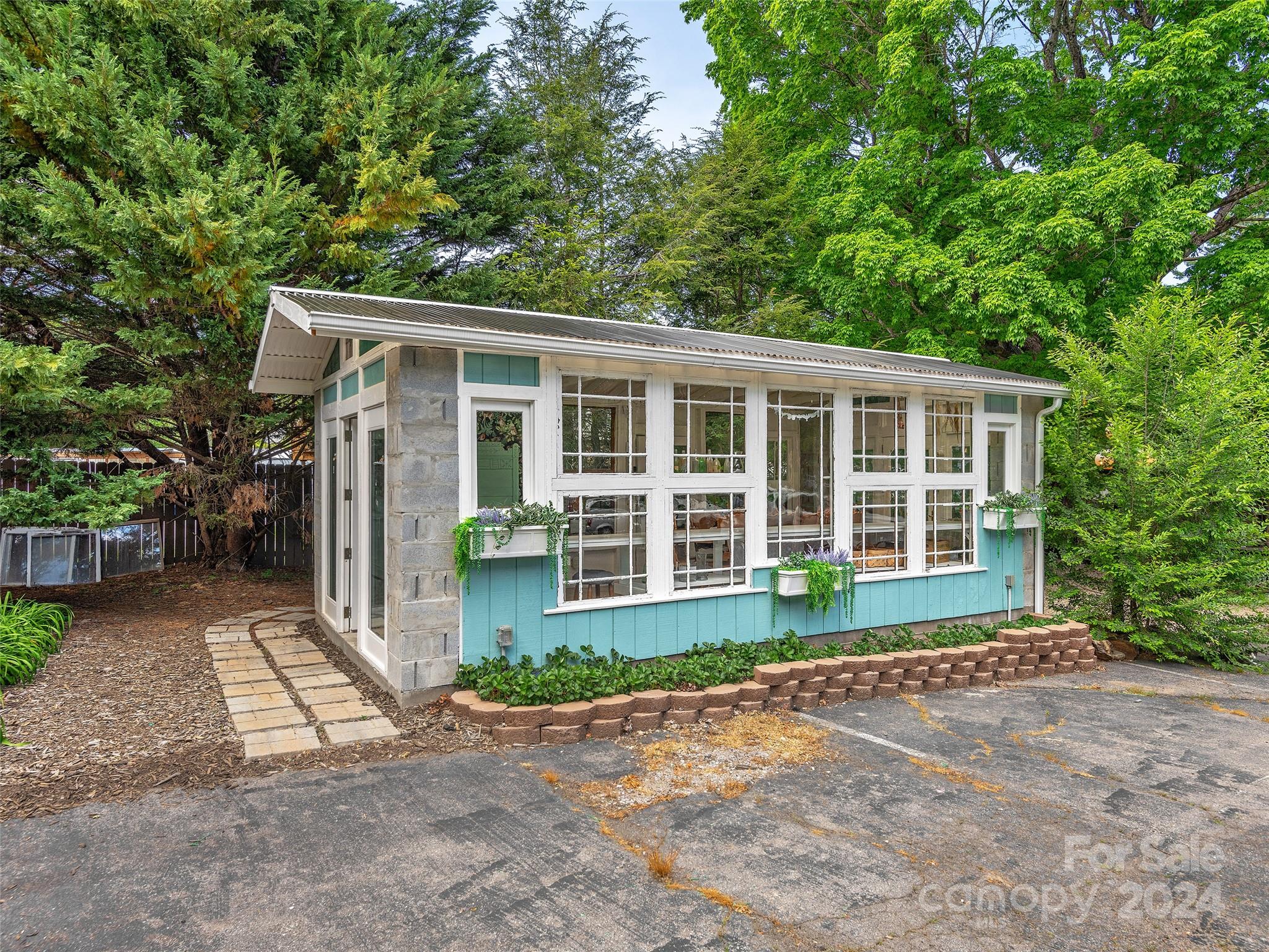 1366 S Main Street
