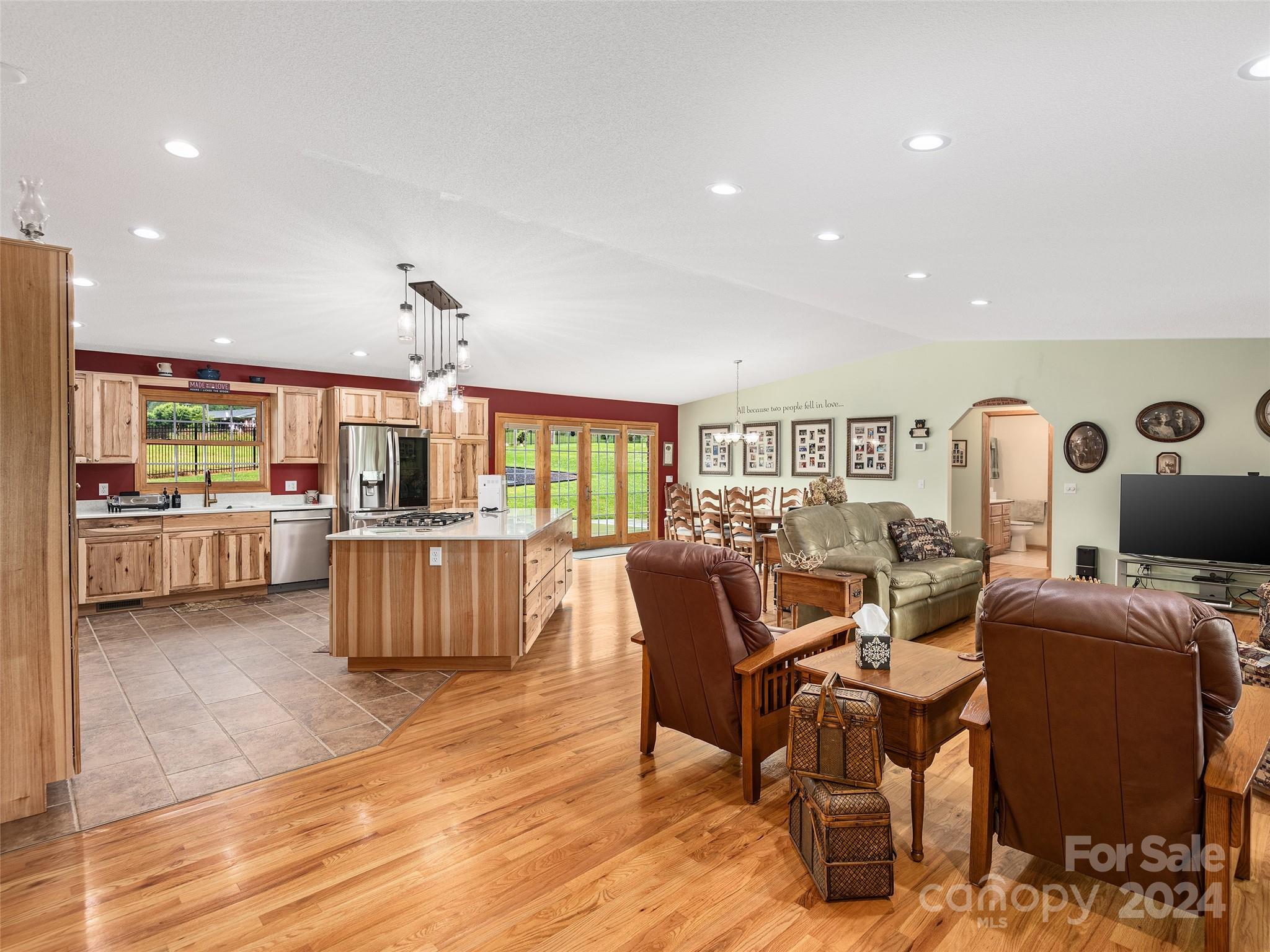 4198 Pigeon Road