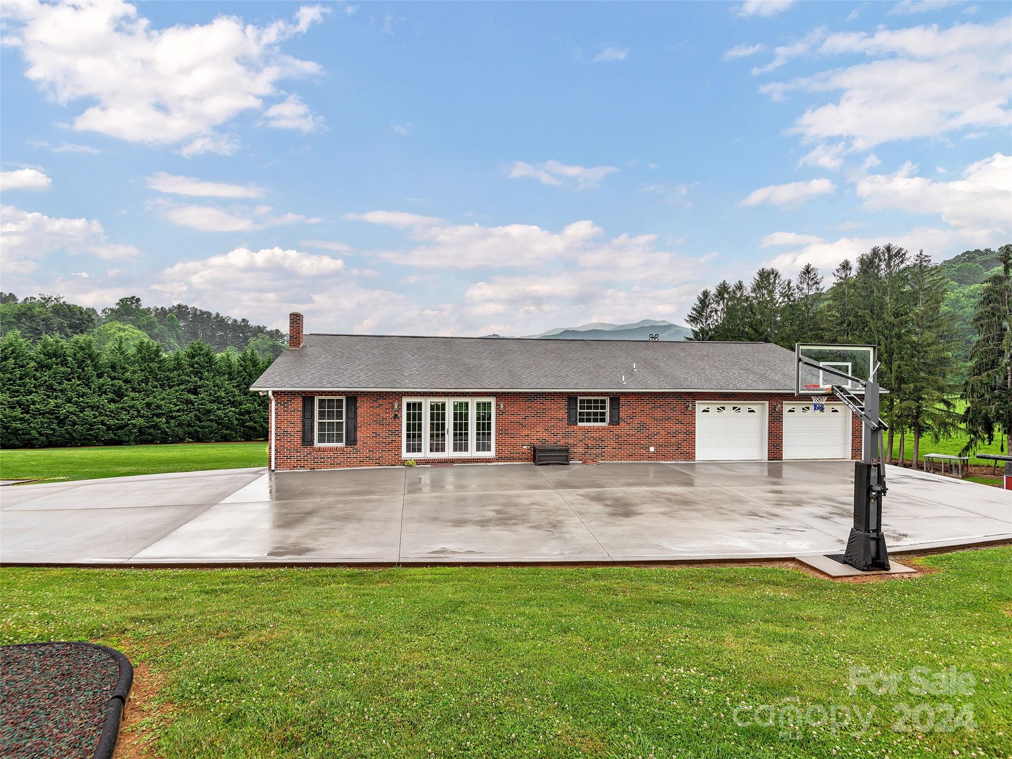 4198 Pigeon Road