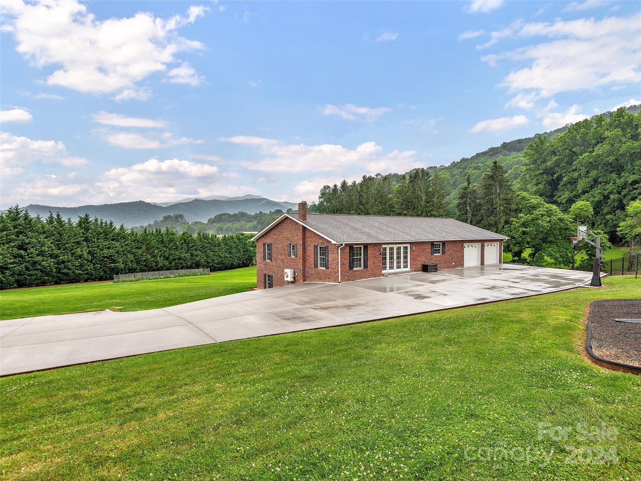 4198 Pigeon Road