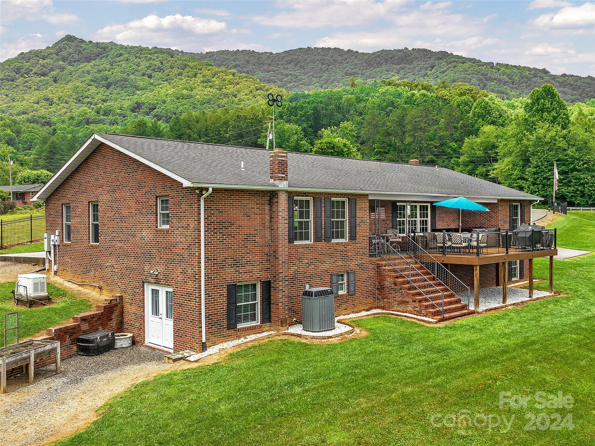 4198 Pigeon Road