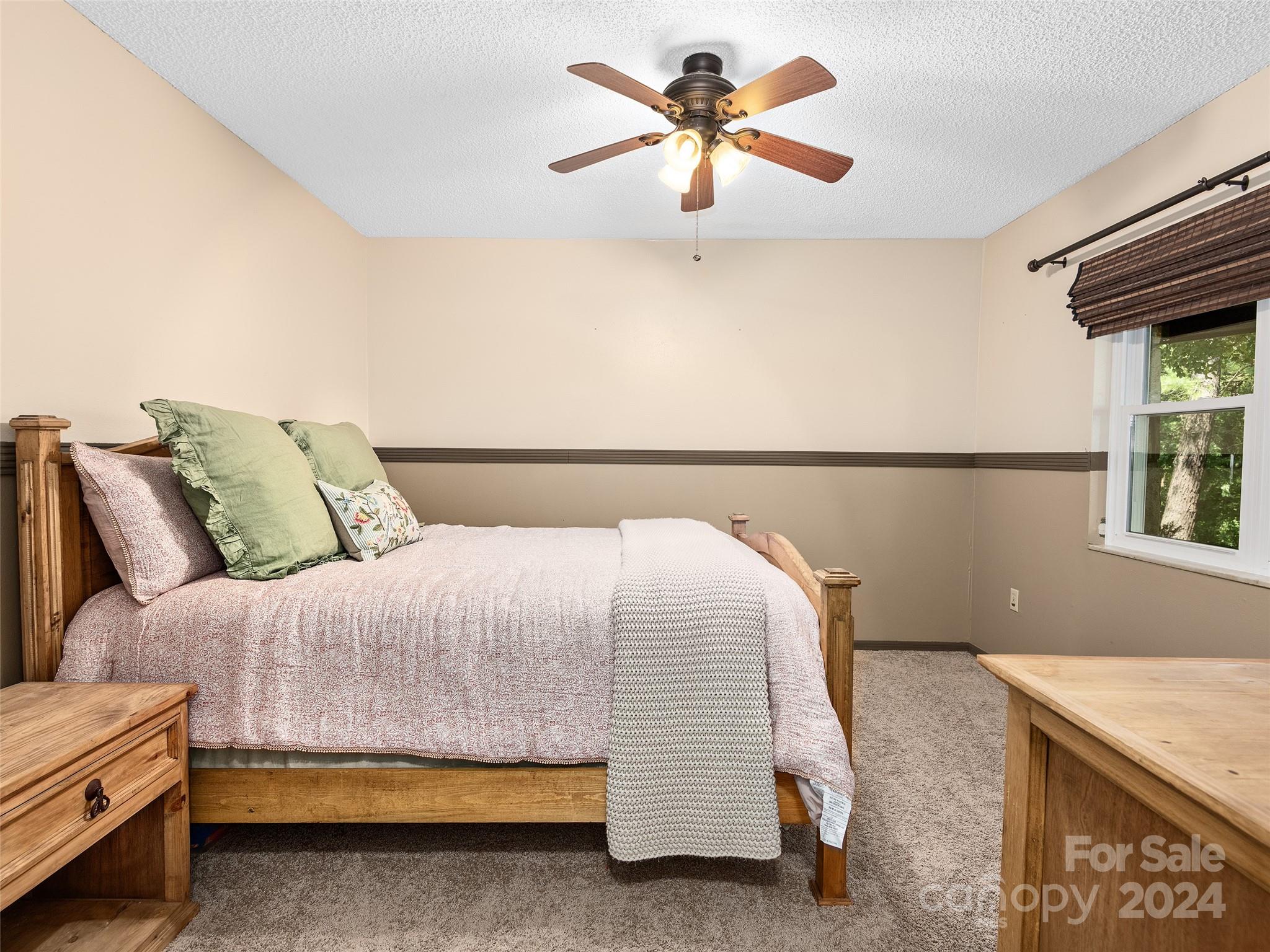 584 Oak Ridge Drive