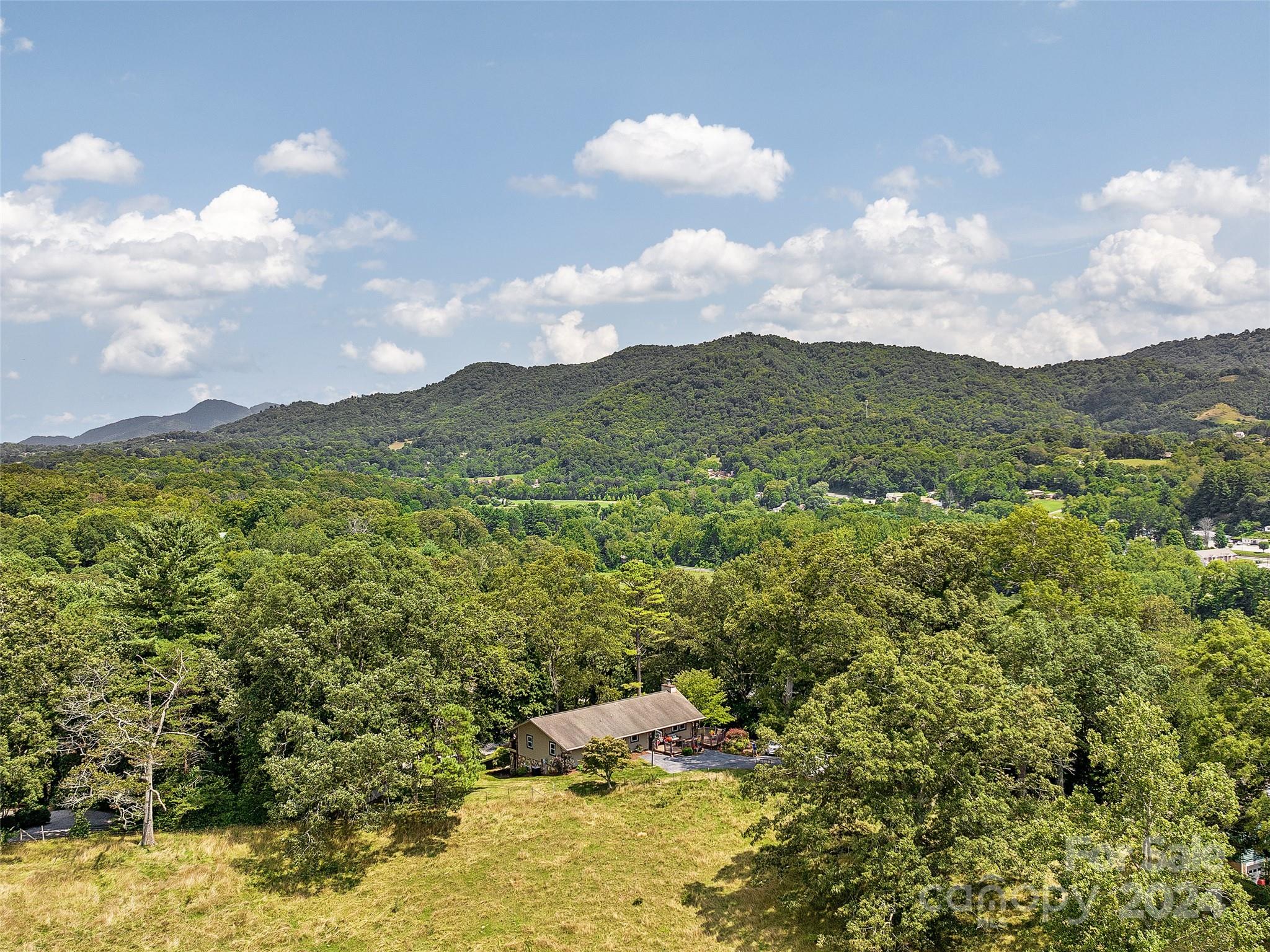 584 Oak Ridge Drive