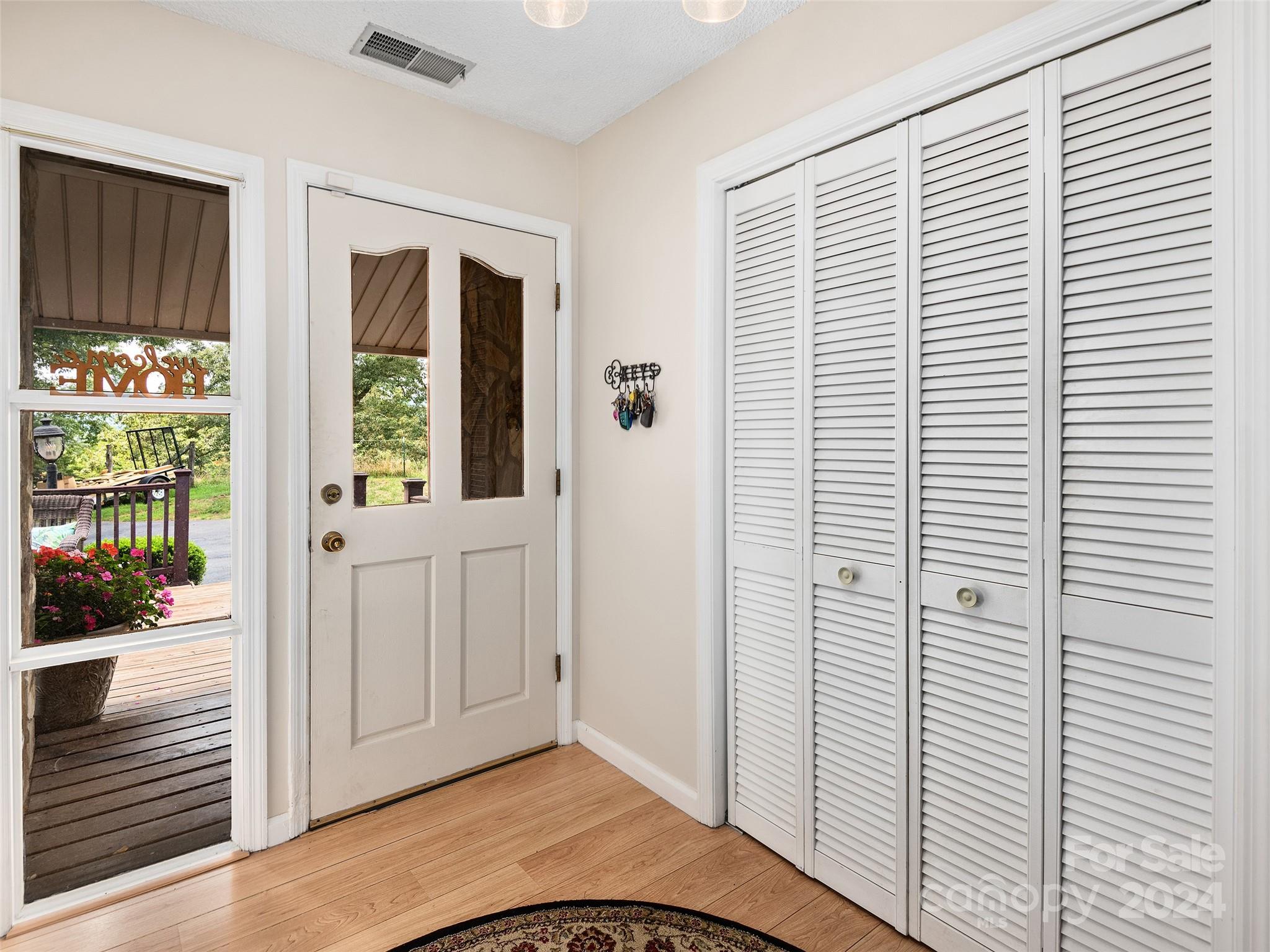 584 Oak Ridge Drive